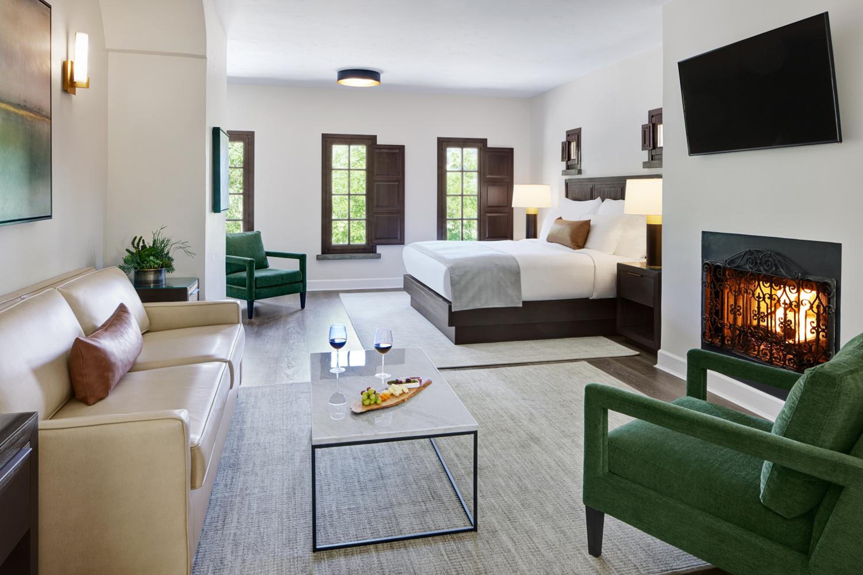 Hillside King Suite
