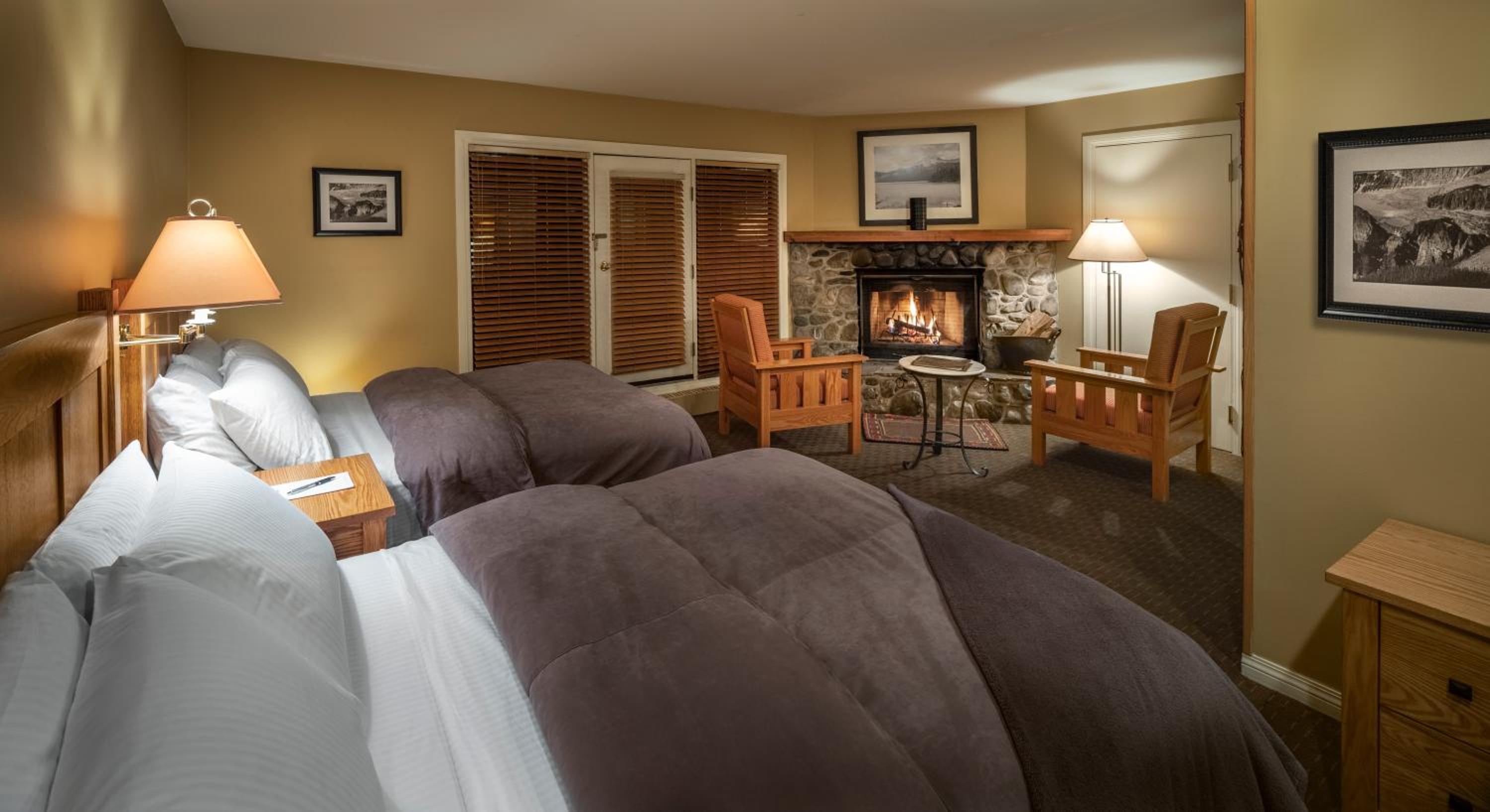 Double Room with Two Double Beds photo 1