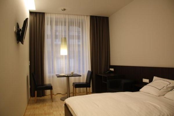 Standard Apartment - Photo 2