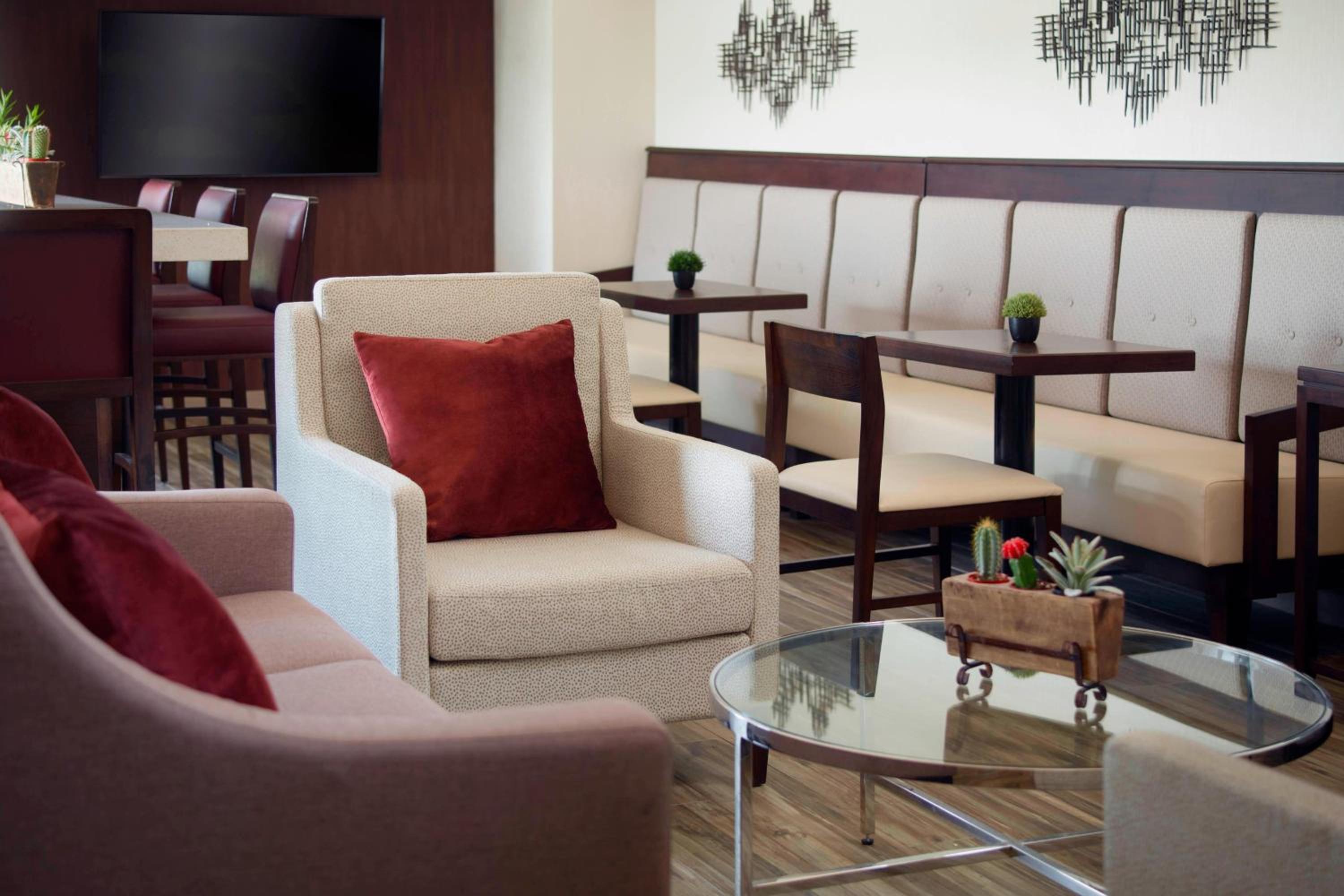 King Room - Concierge Lounge Access - Photo 2