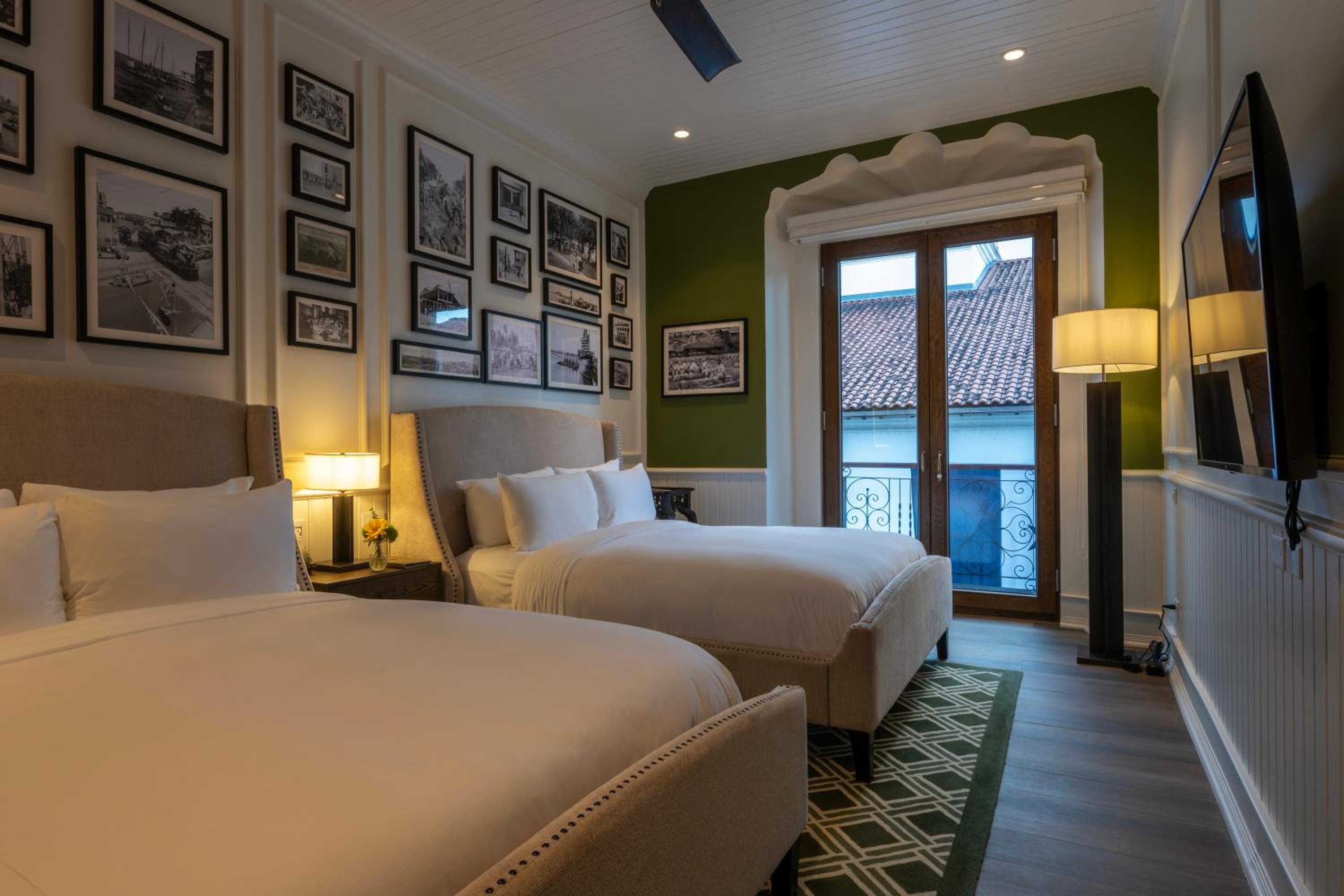Queen Room with Two Queen Beds and View