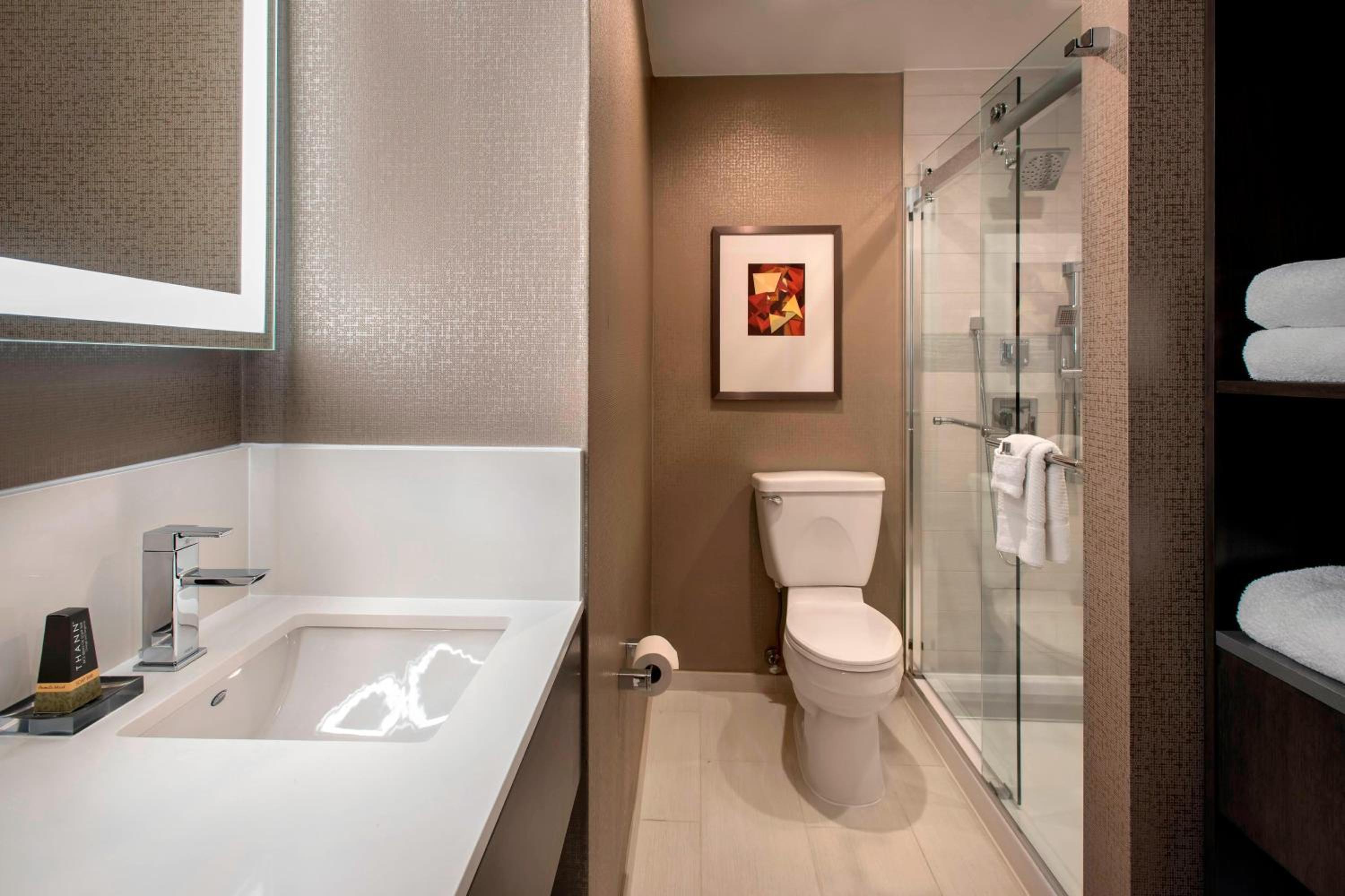 Double Room with Two Double Beds - Hearing Accessible