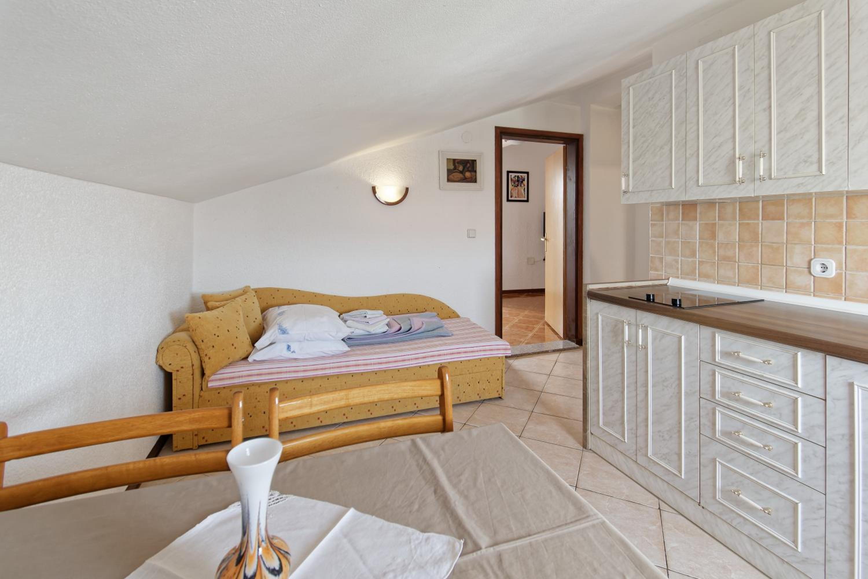One Bedroom Apartment with Balcony photo 1