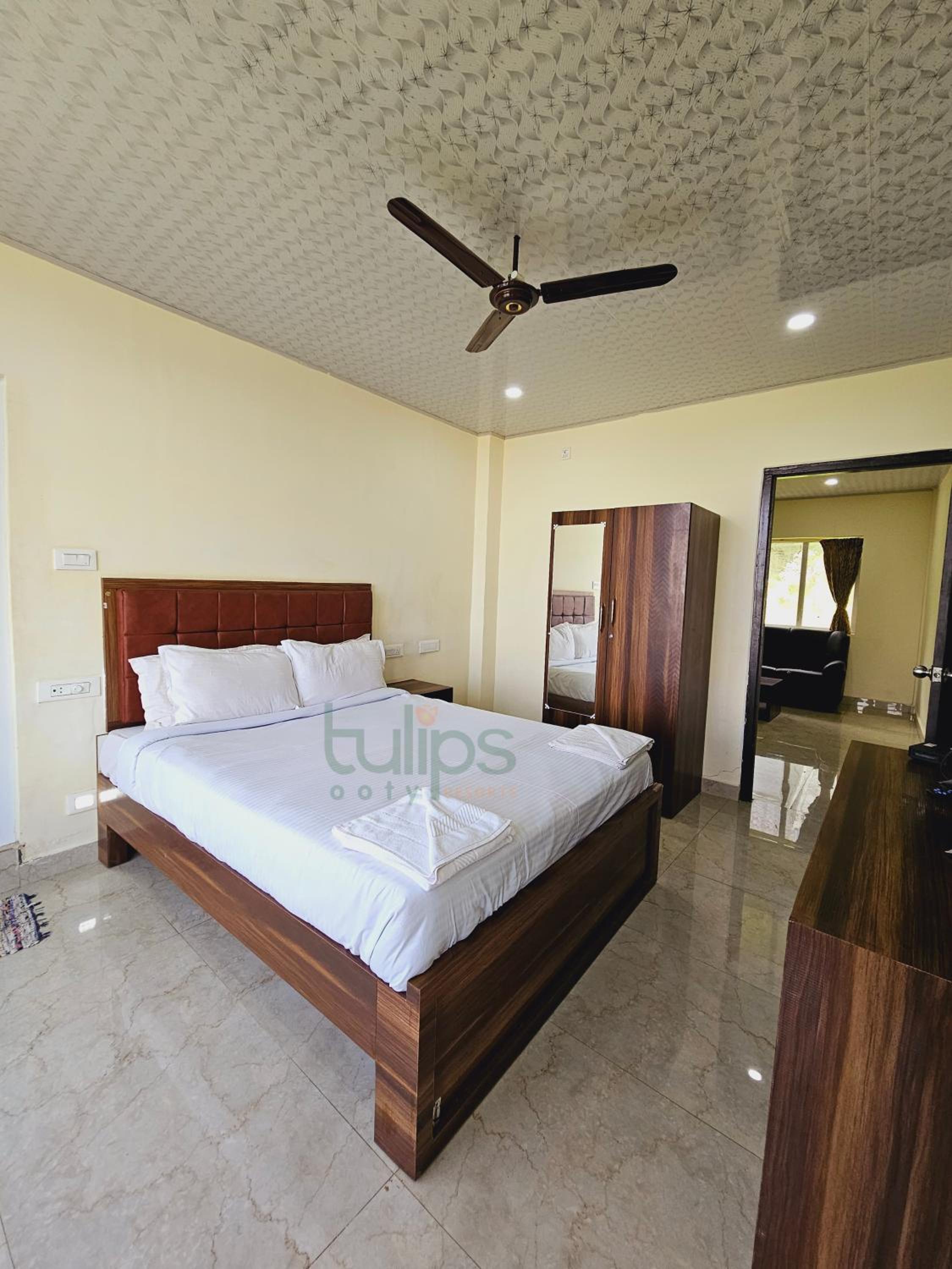 Suite With Balcony - Photo 8