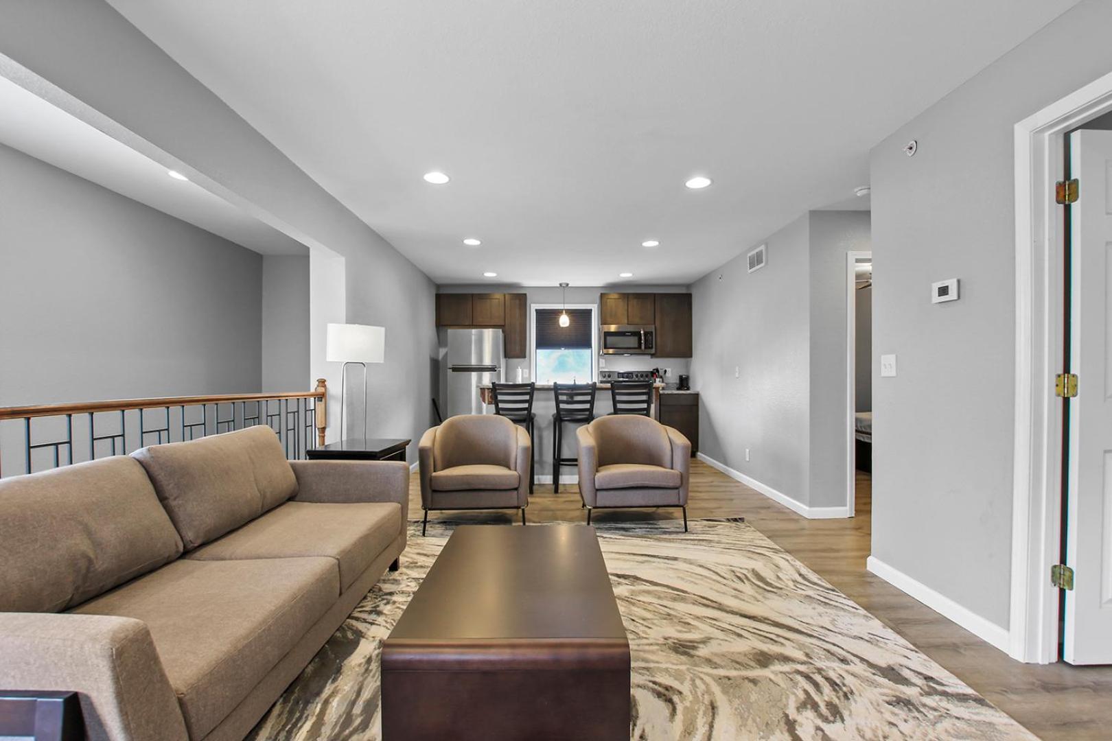 Beach House 2 Bedroom Deluxe Suite - Photo 6