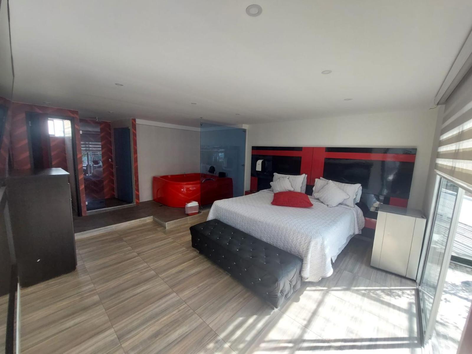 King Suite with Spa Bath