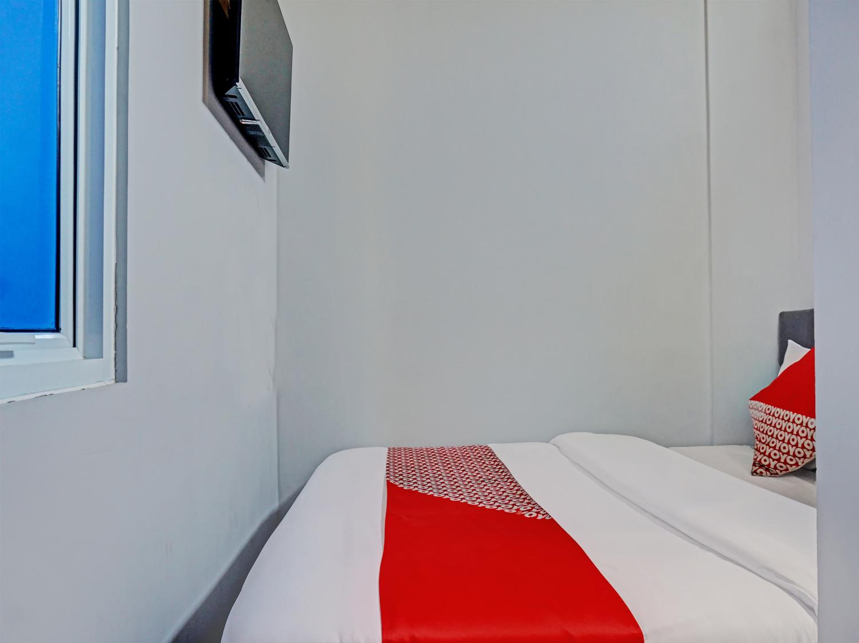 Deluxe Double Room - Photo 18