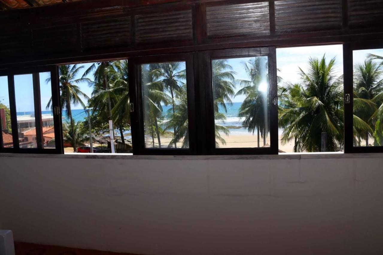 Eight-Bedroom House photo 2
