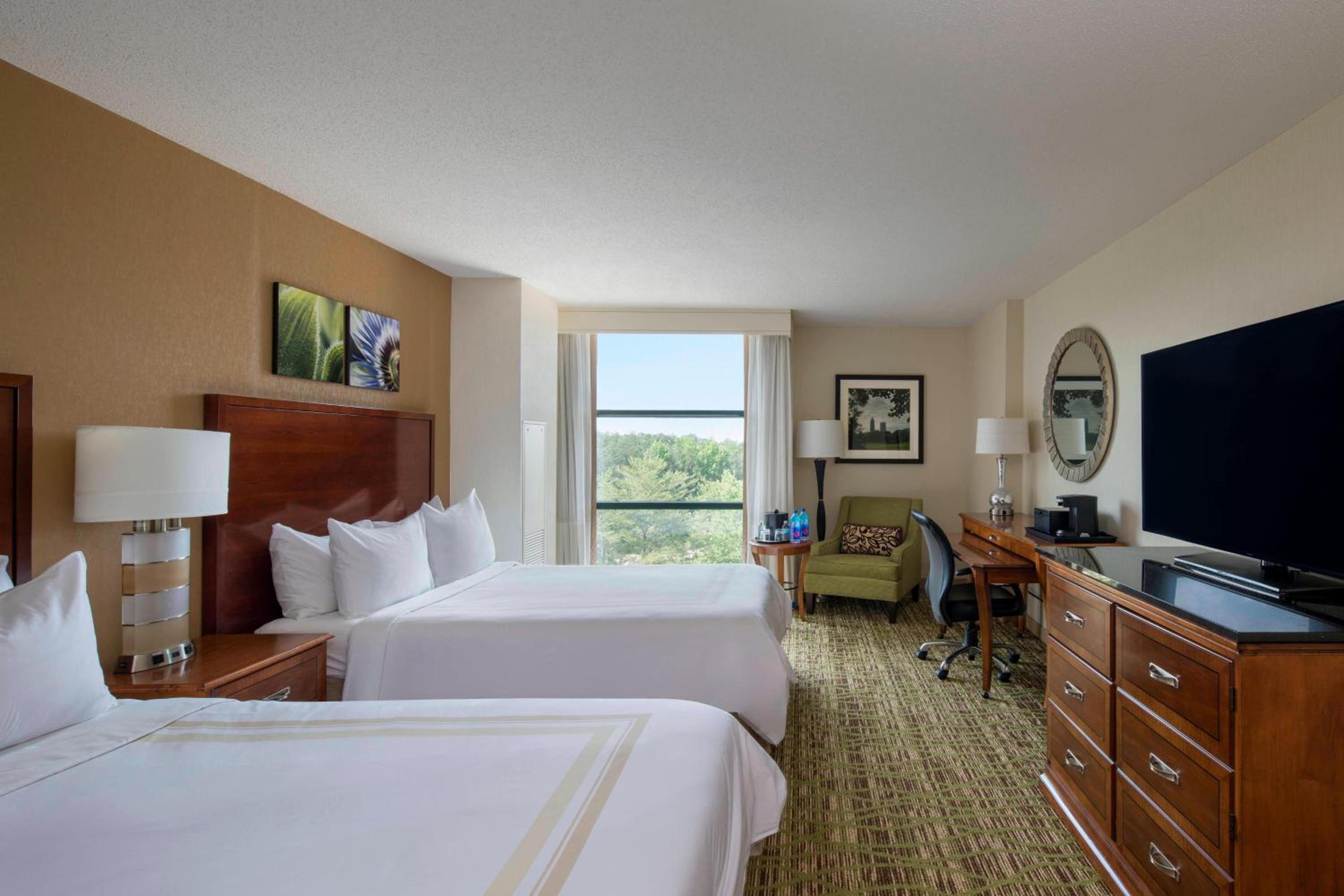 Concierge Level Double Room with Two Double Beds