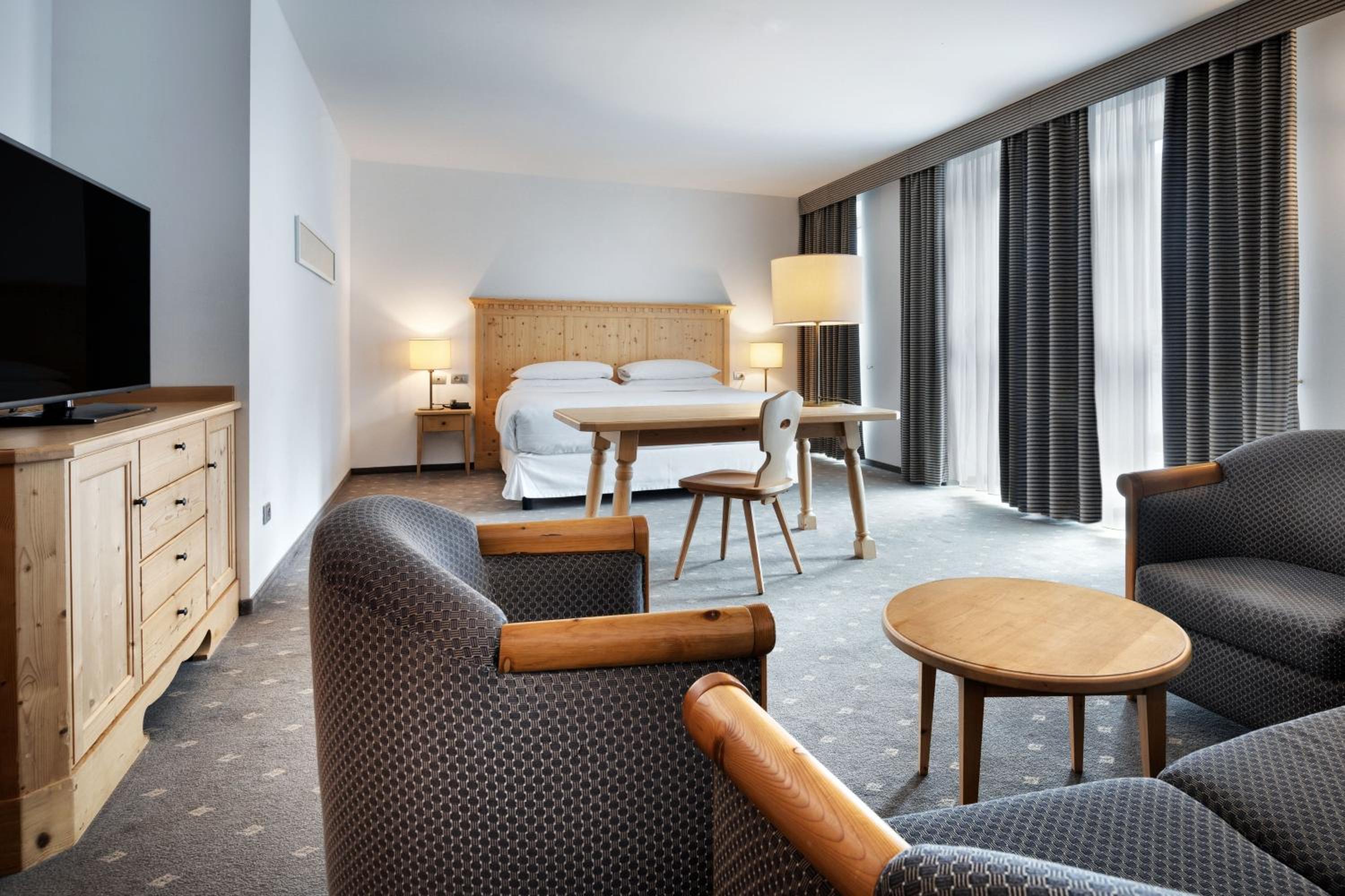 Tyrolean King Suite photo 1