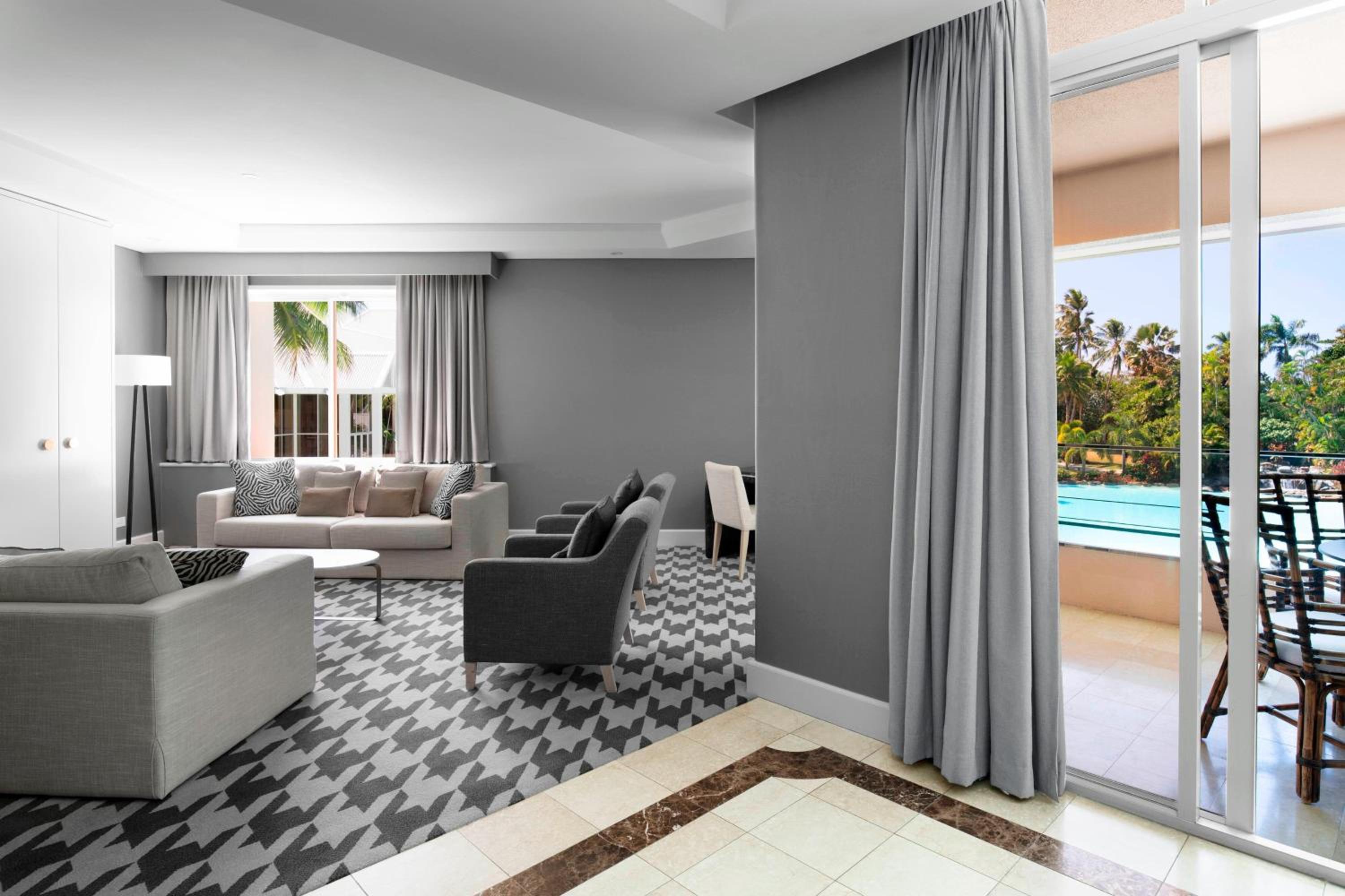 1 Bedroom Presidential Suite, 1 King, Lagoon view