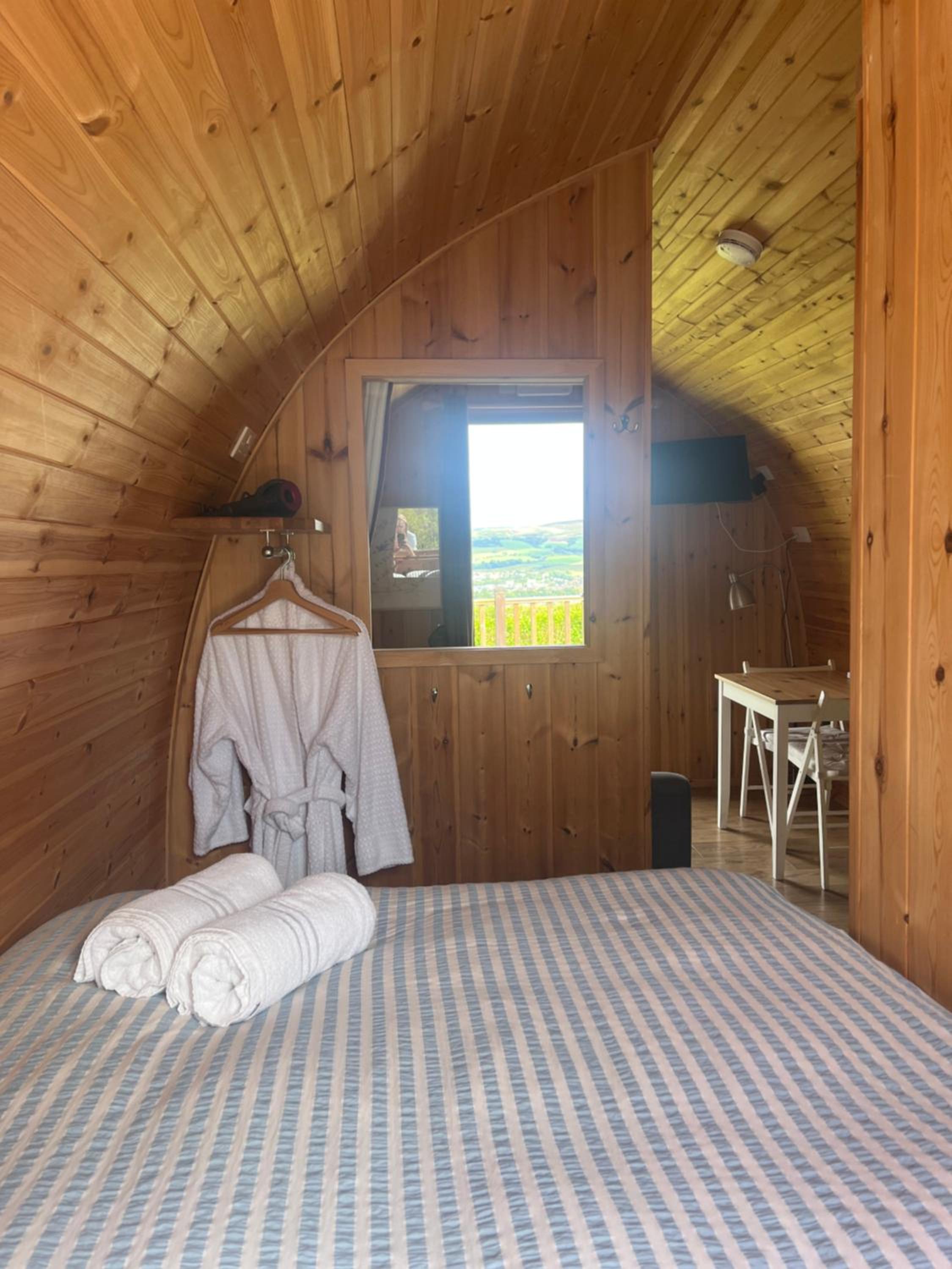 One-Bedroom House photo 2