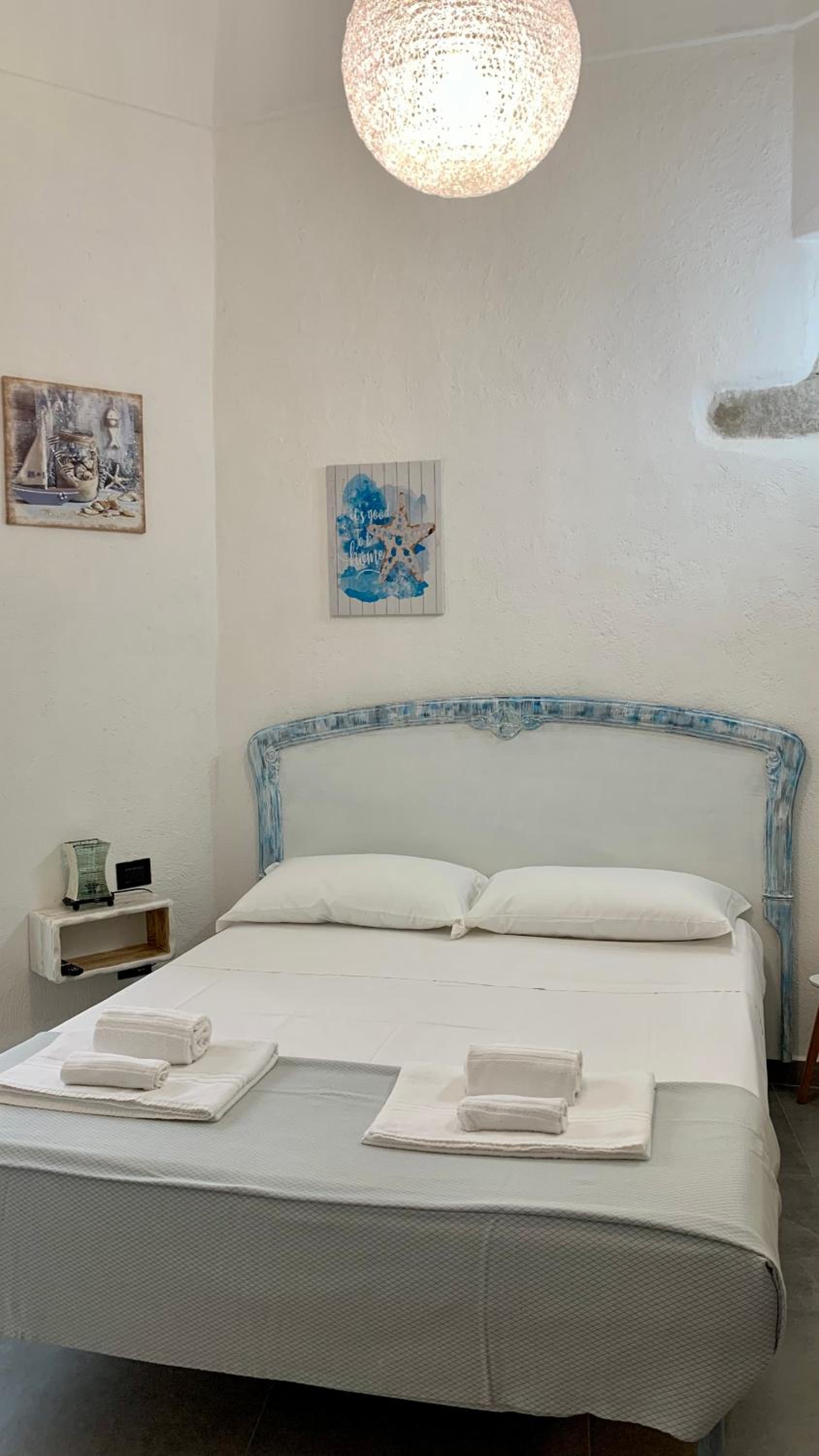 Large Double Room photo 1