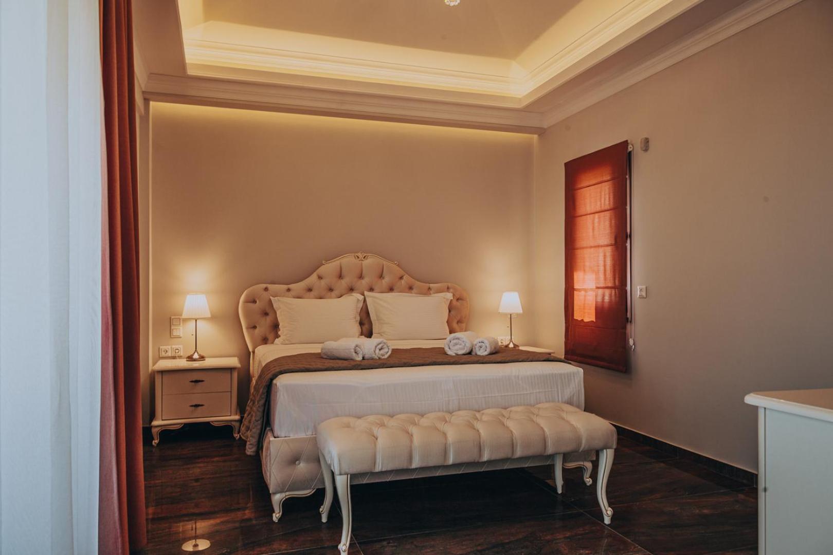 Three-Bedroom Villa photo 3