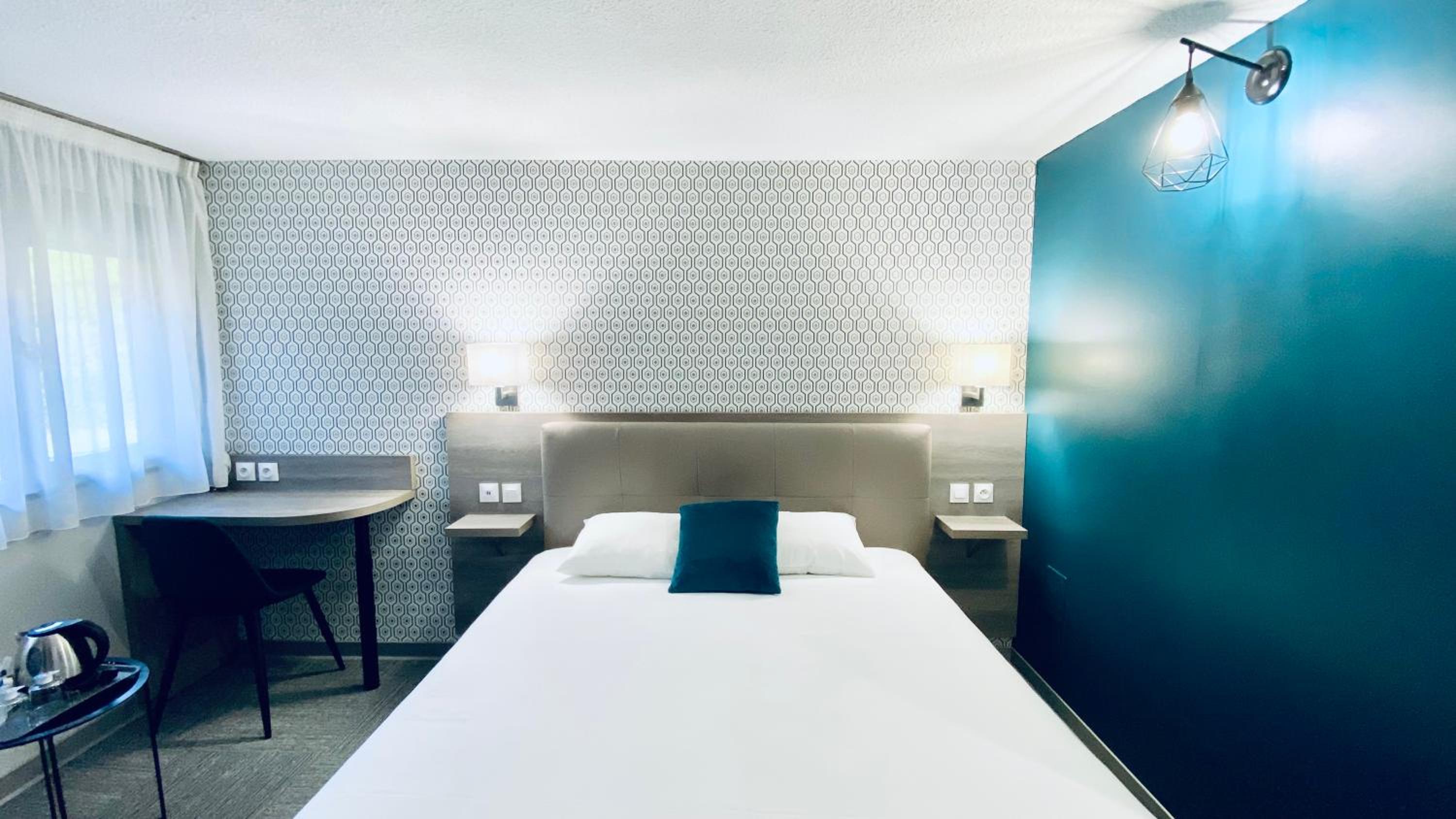 Double Room - Photo 14