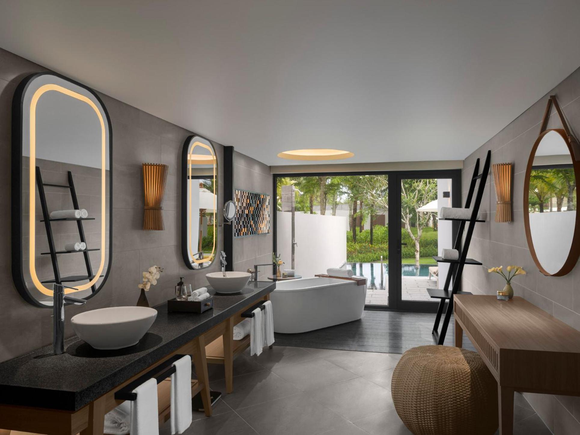 One-Bedroom Villa - Photo 3