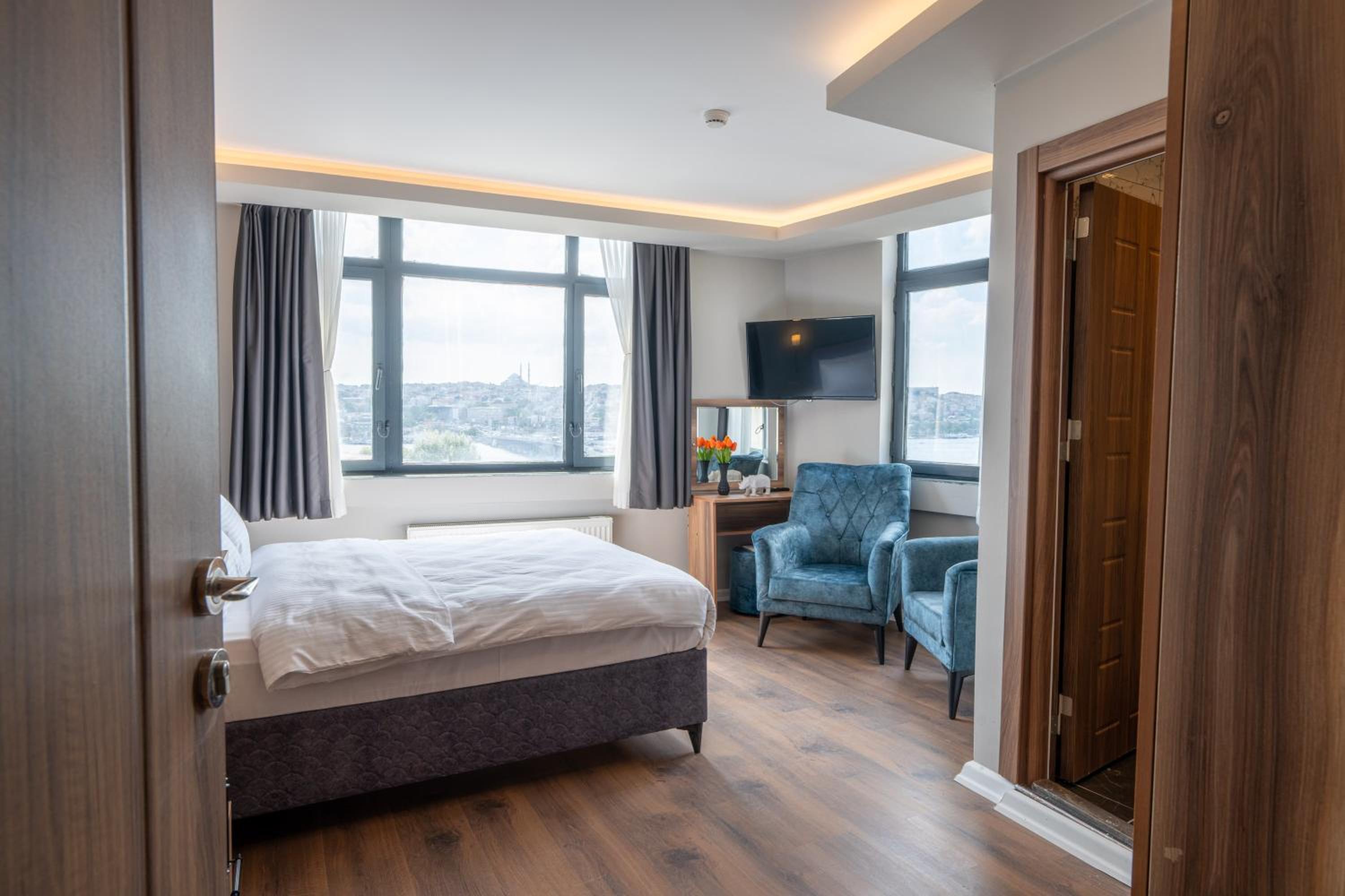 Deluxe Double Room with Sea View photo 1