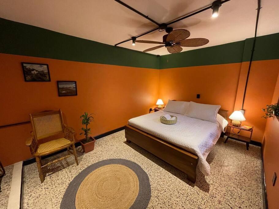 Double Room with Shared Bathroom photo 1