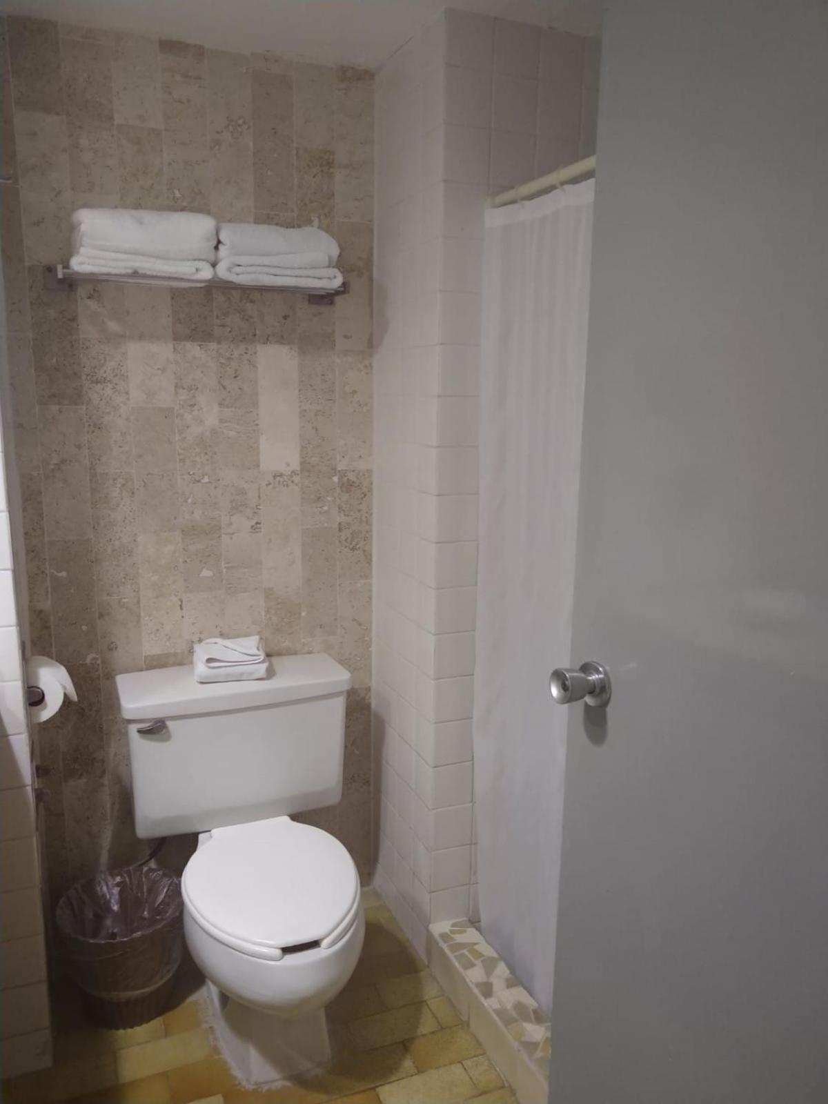 Double Room - Photo 2