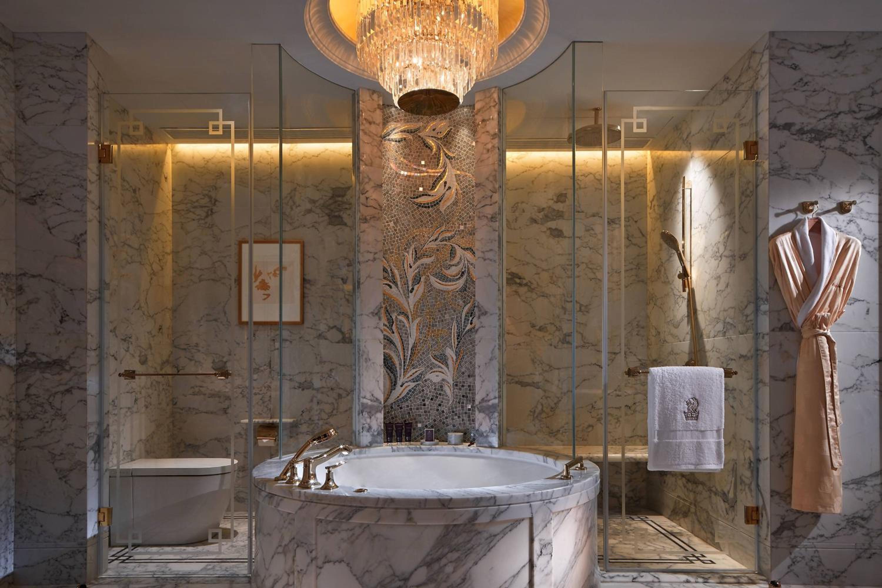 Carlton Suite photo 3