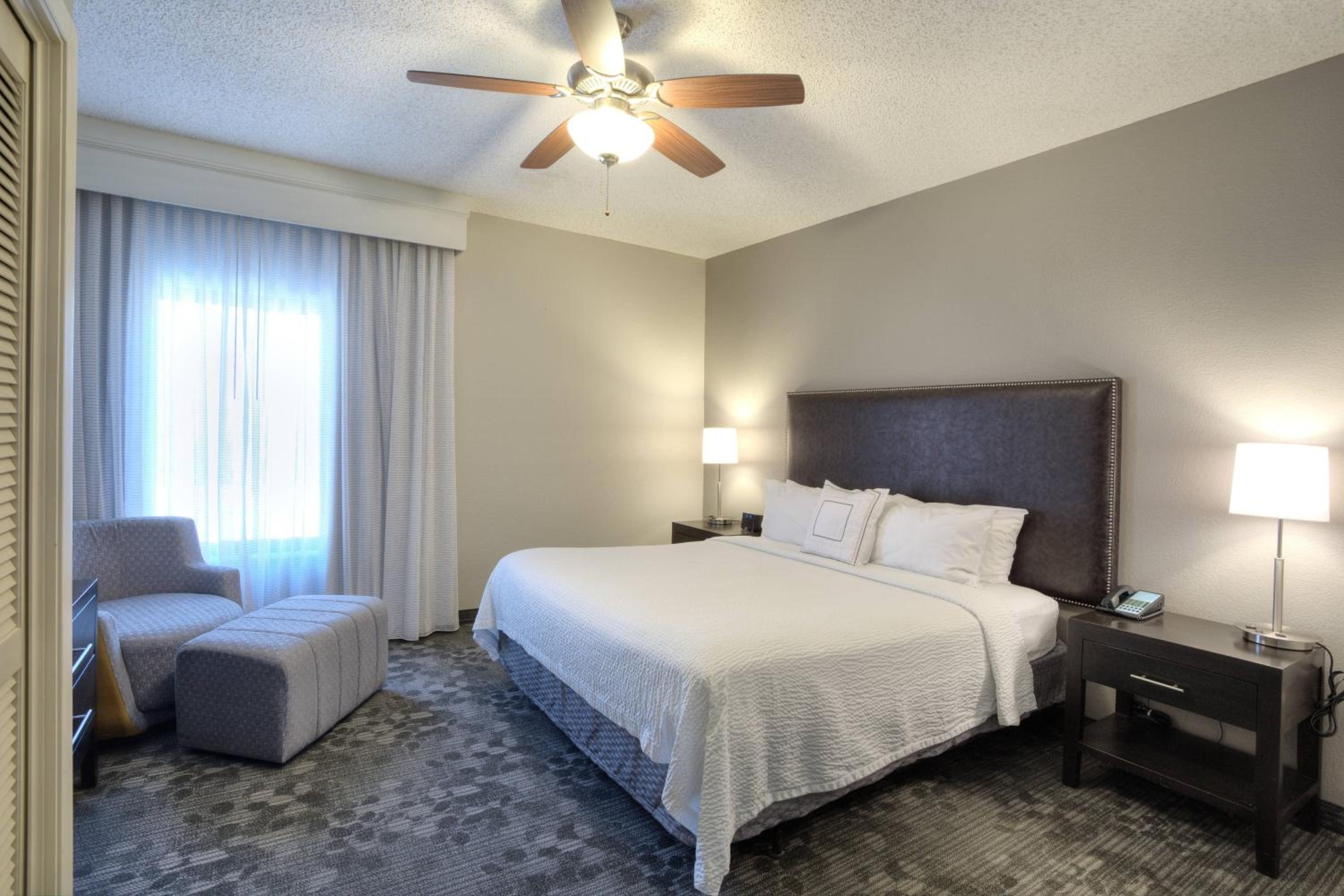2 Bedroom Presidential Suite photo 3