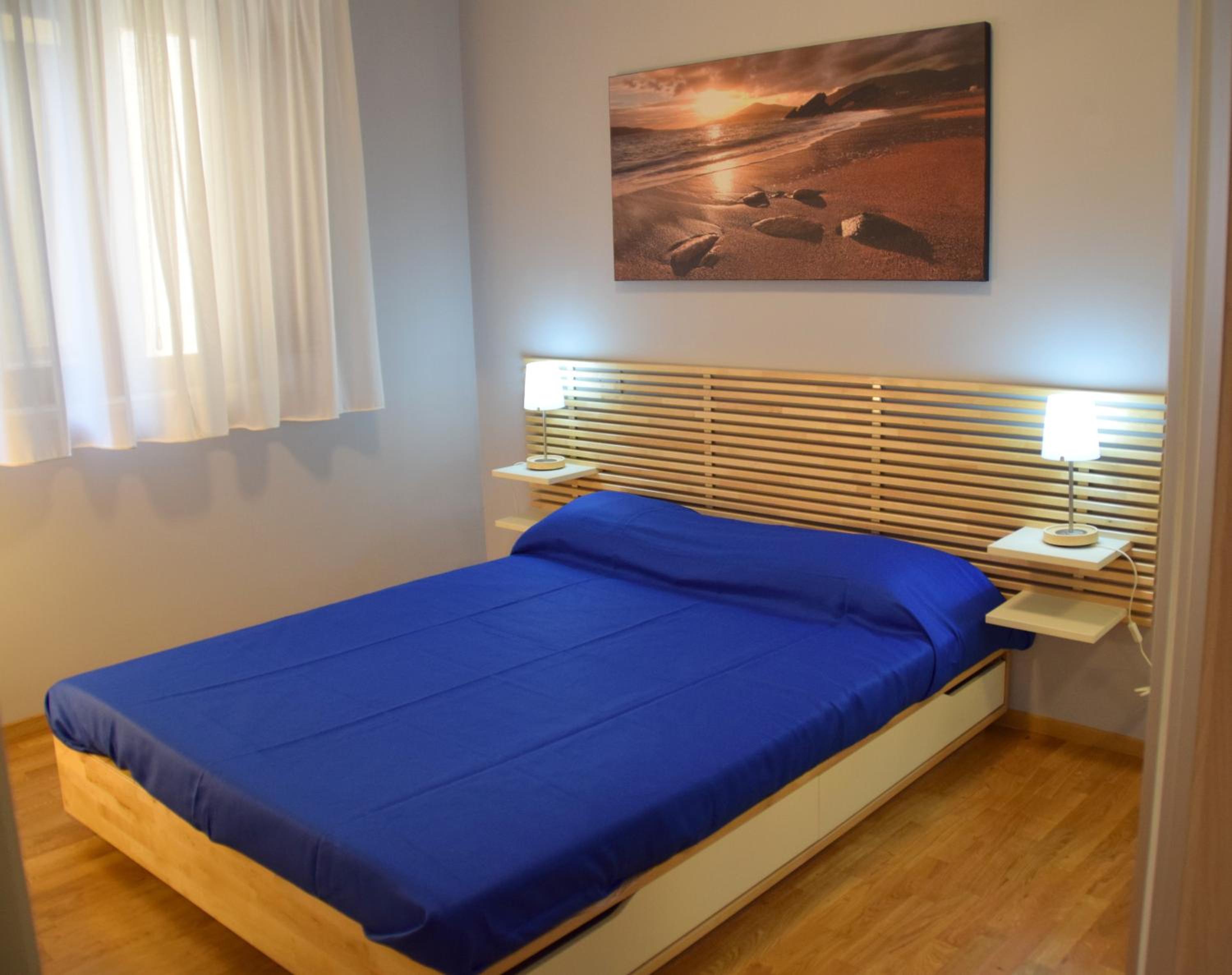 One-Bedroom Apartment photo 2