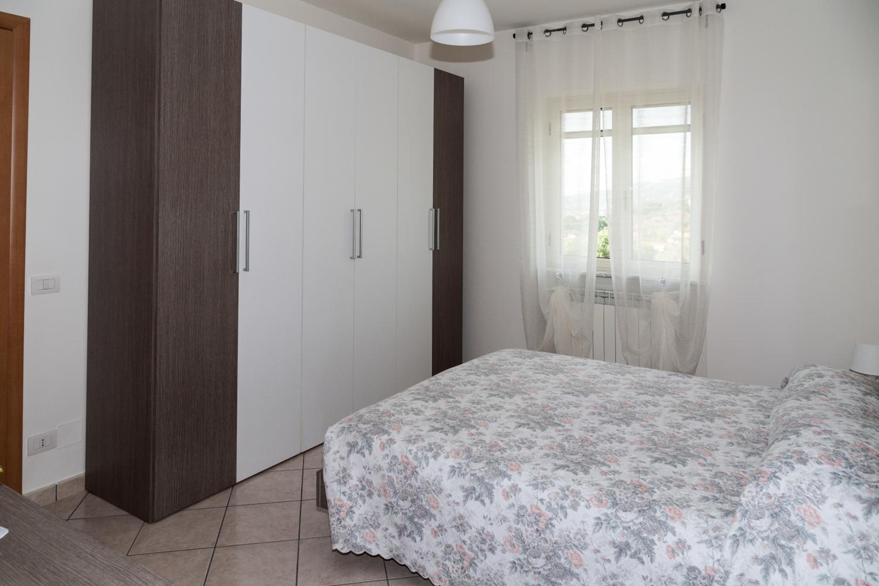 Two-Bedroom House photo 3