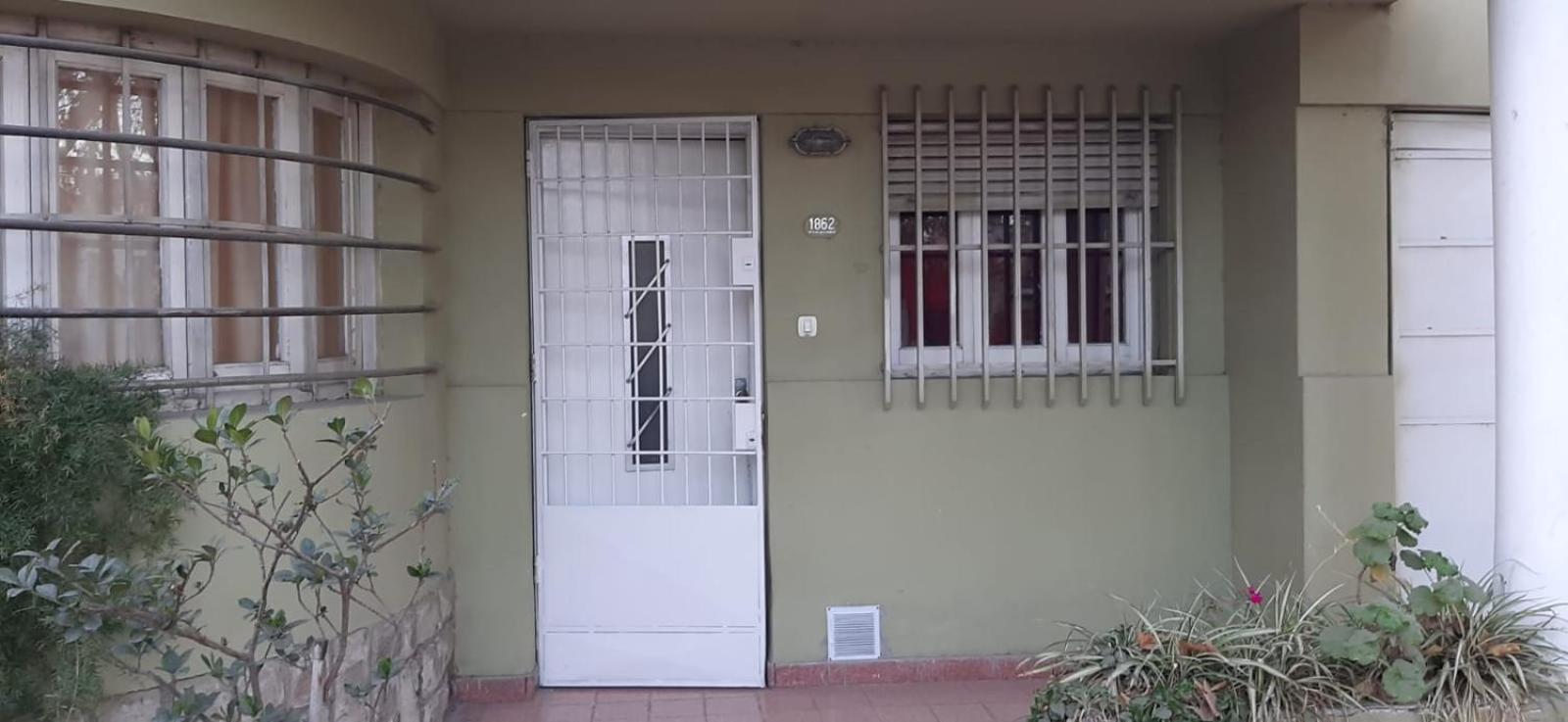 Two-Bedroom House photo 2