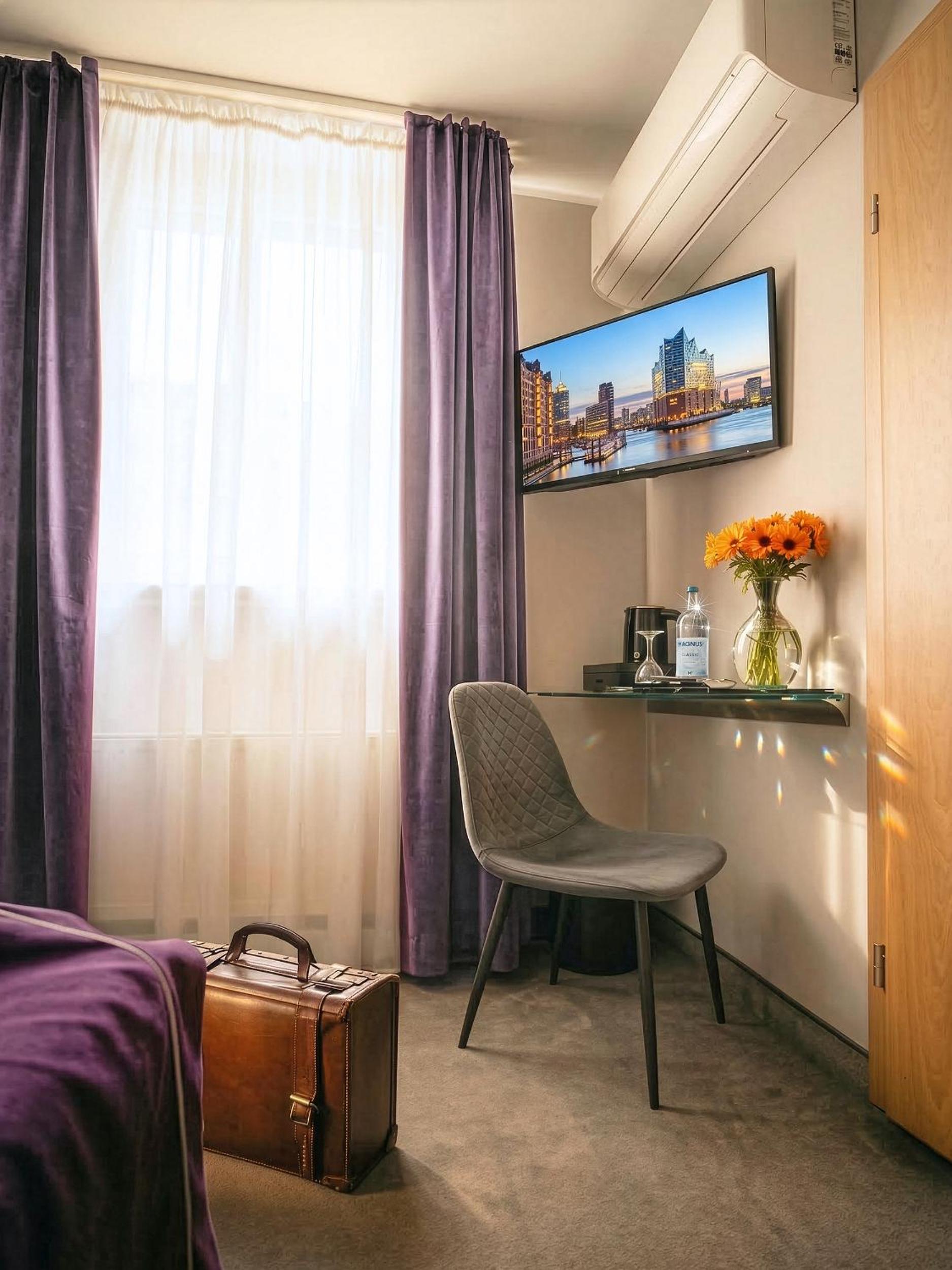 Standard Single Room