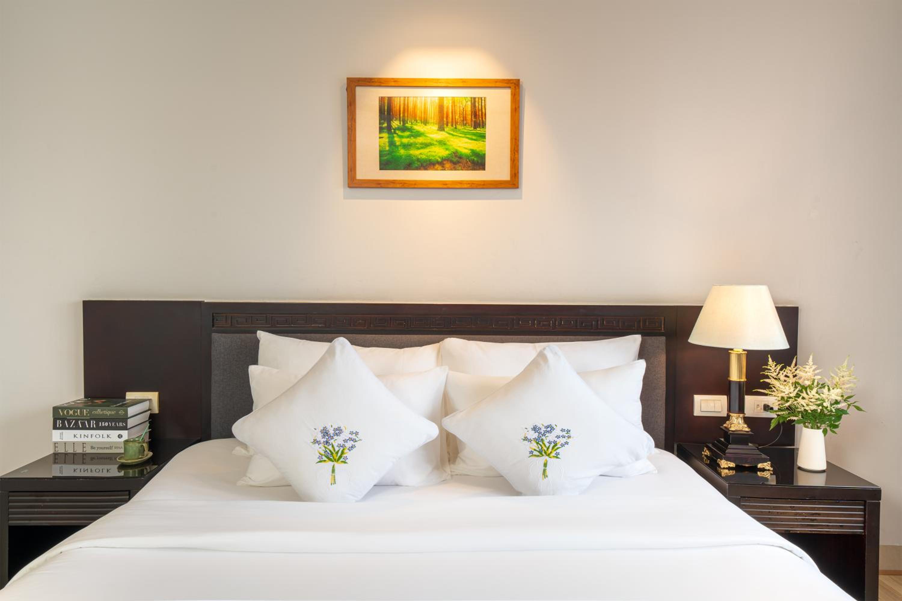 Ben Thanh Serenity Suite - Free One Time Happy Hours photo 3