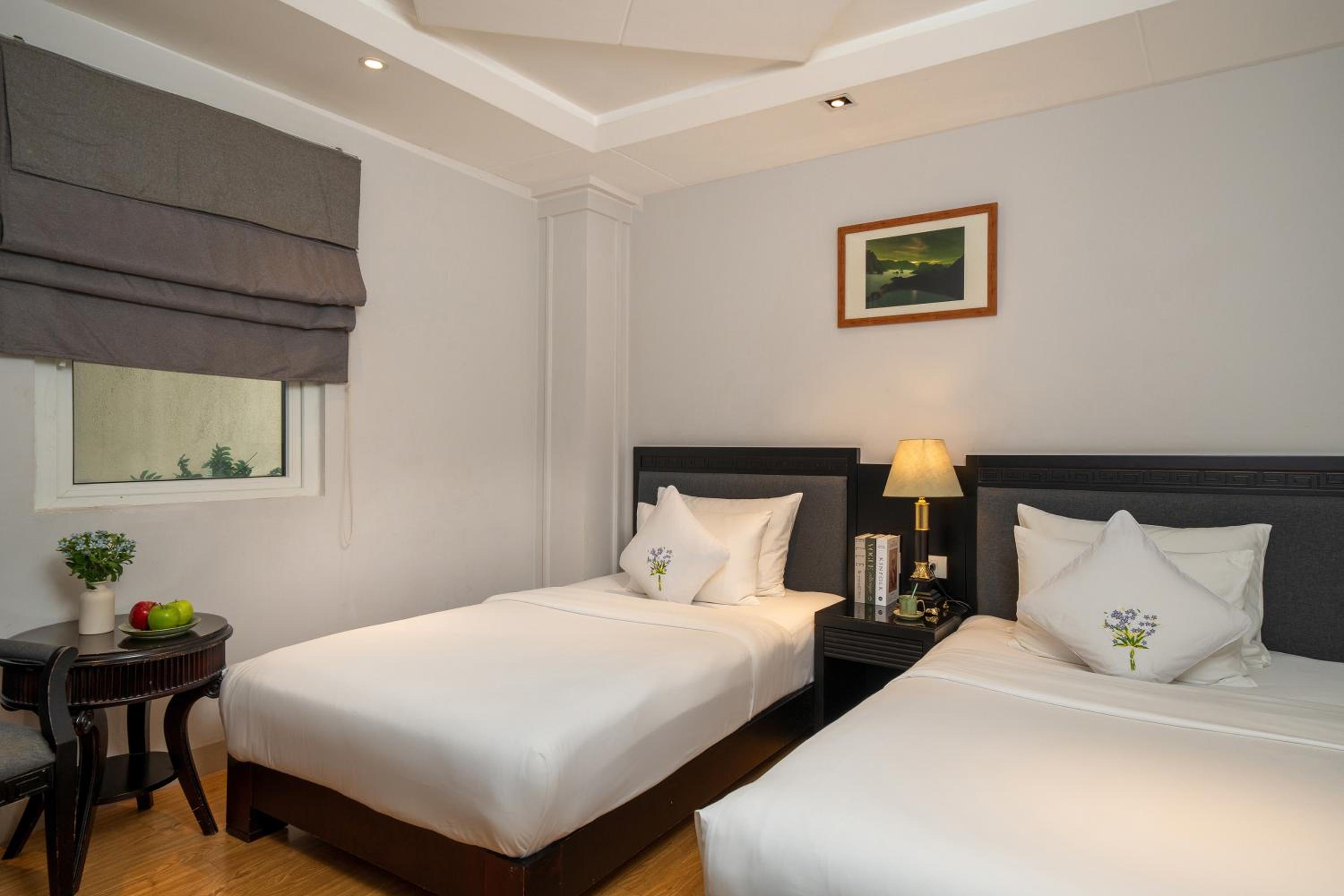 Ben Thanh Deluxe Twin Room photo 3