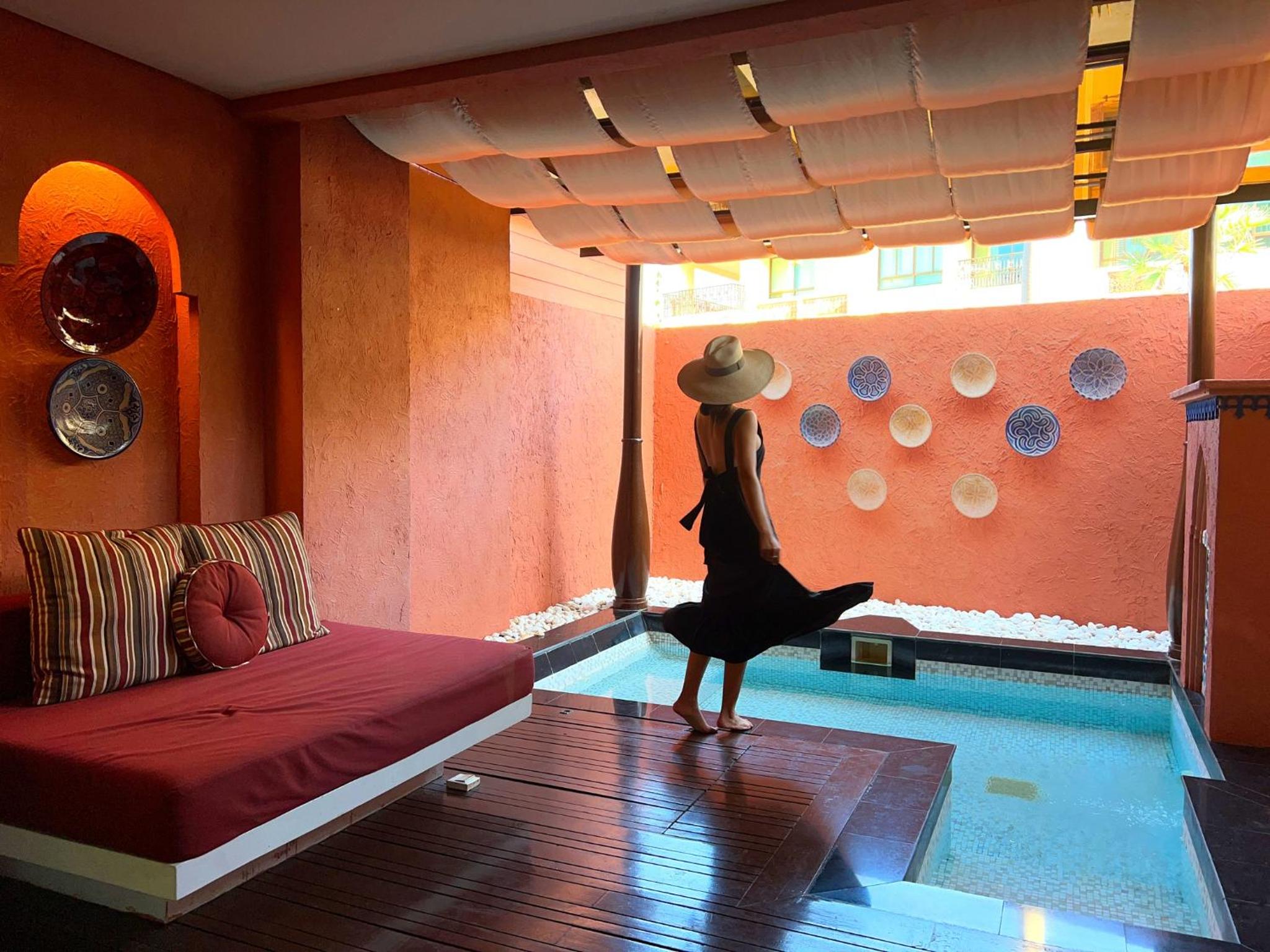 Fountain Pool Suite - Photo 5