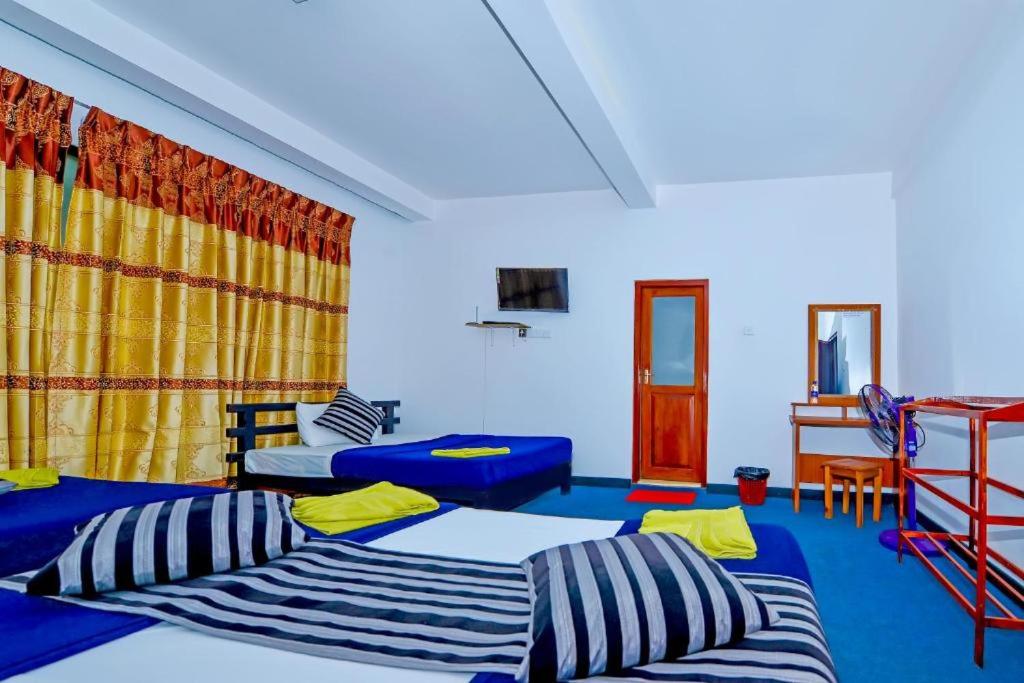 Deluxe Family Room