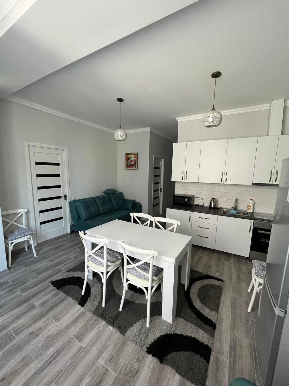 Two-Bedroom Apartment photo 2