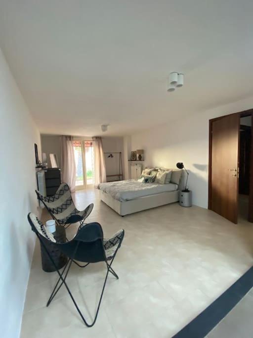 Villa photo 1