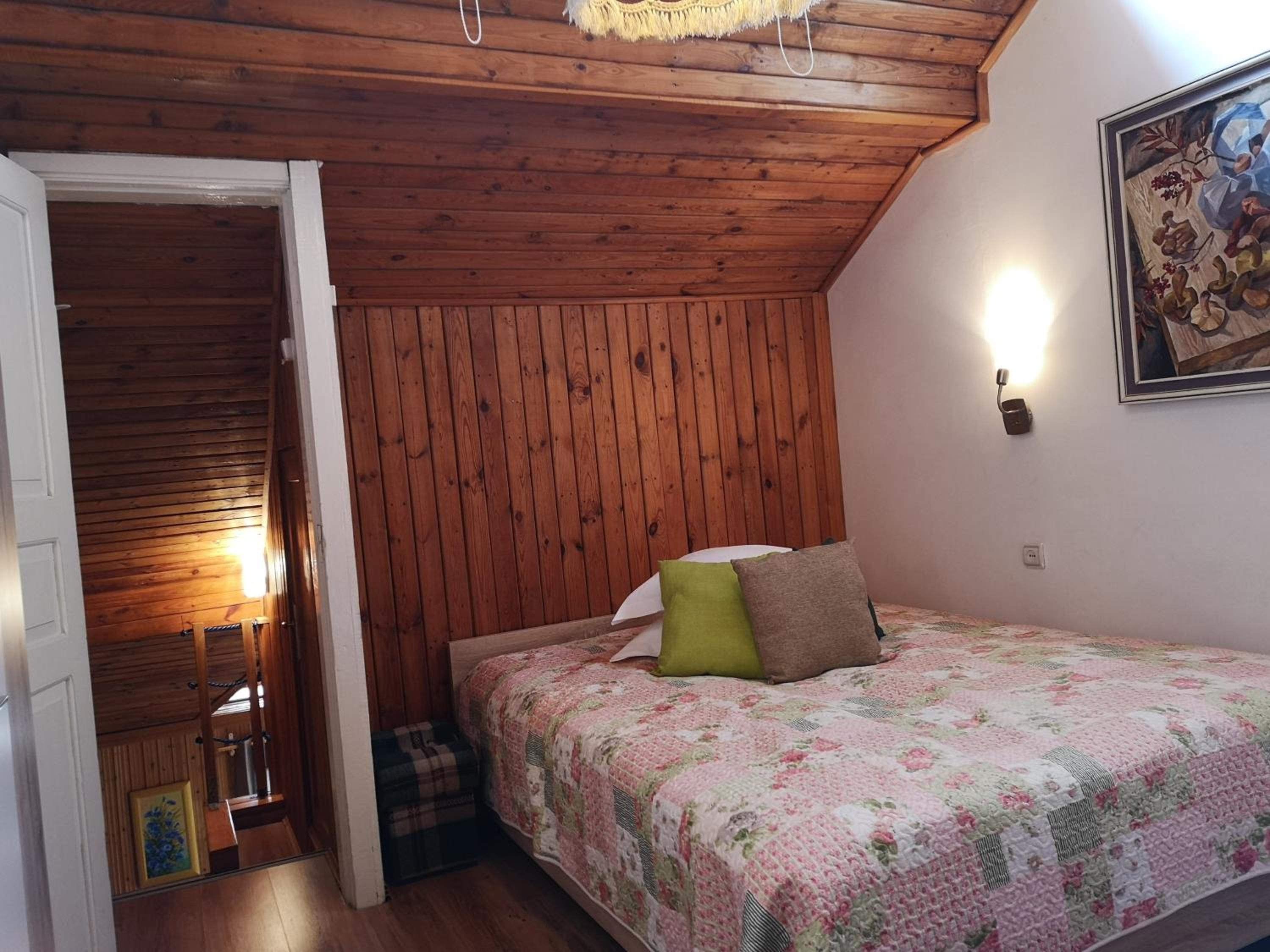 Maisonette photo 1