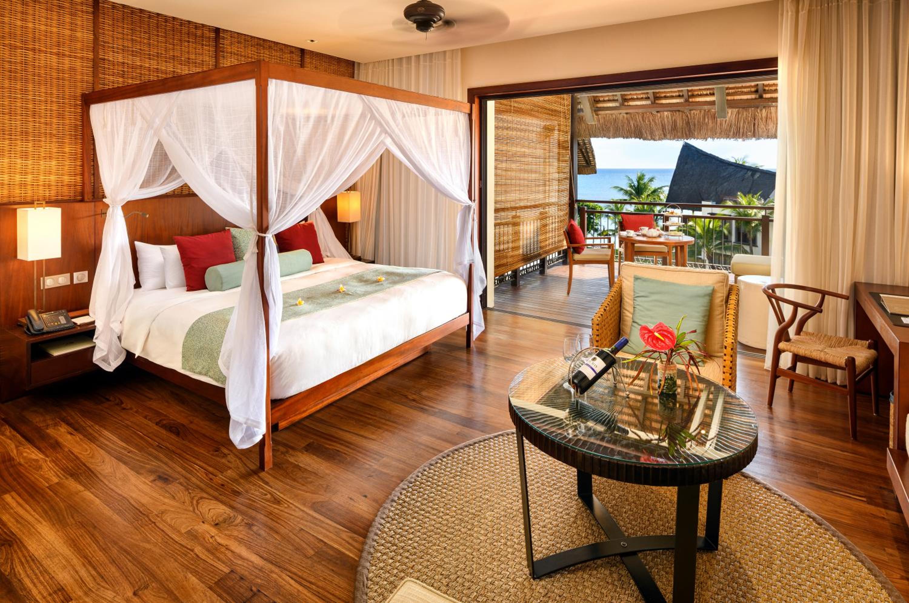 Luxury Lagoona Suite with Partial Seaview - Photo 2