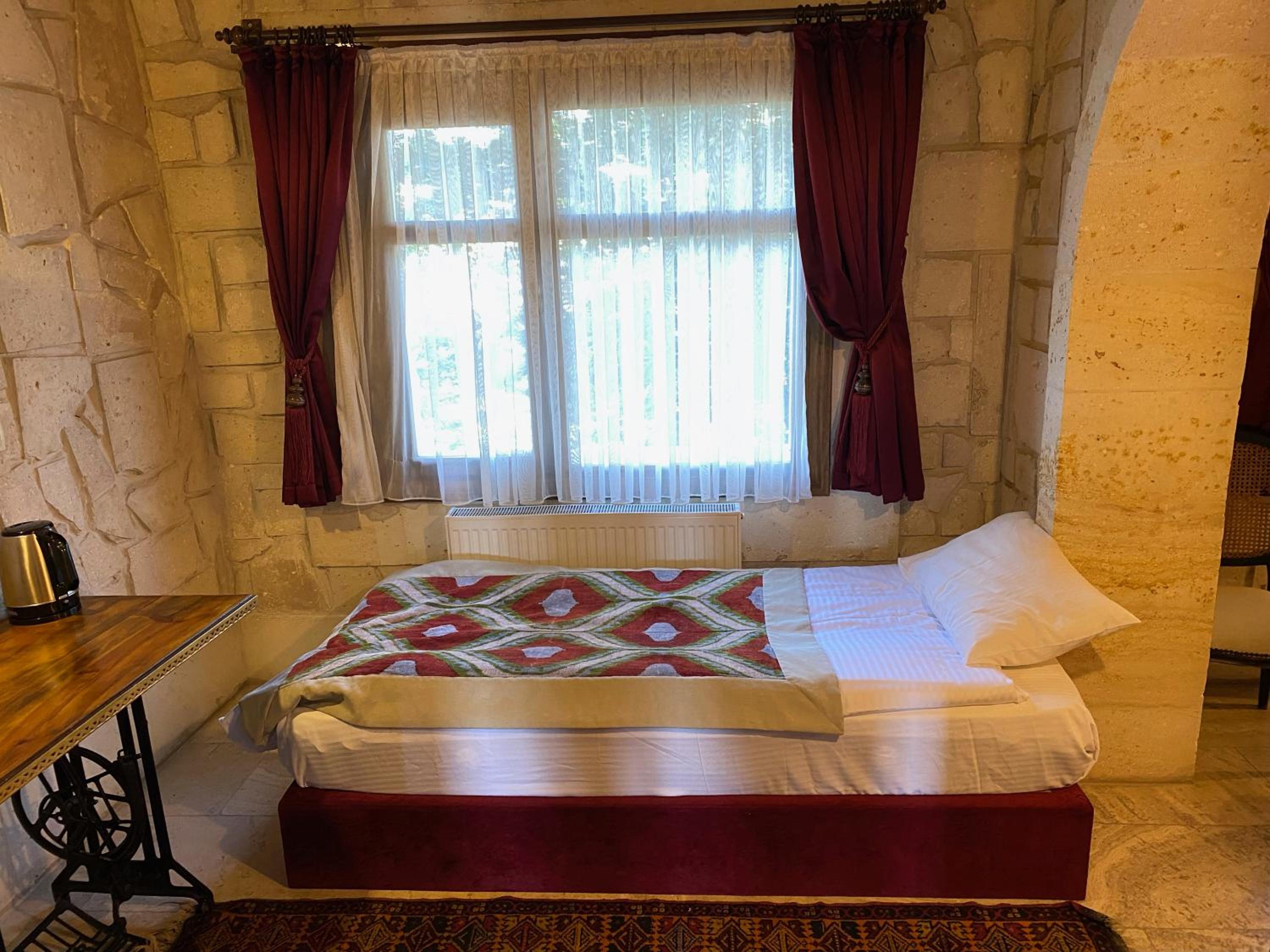 Family Room - Photo 2