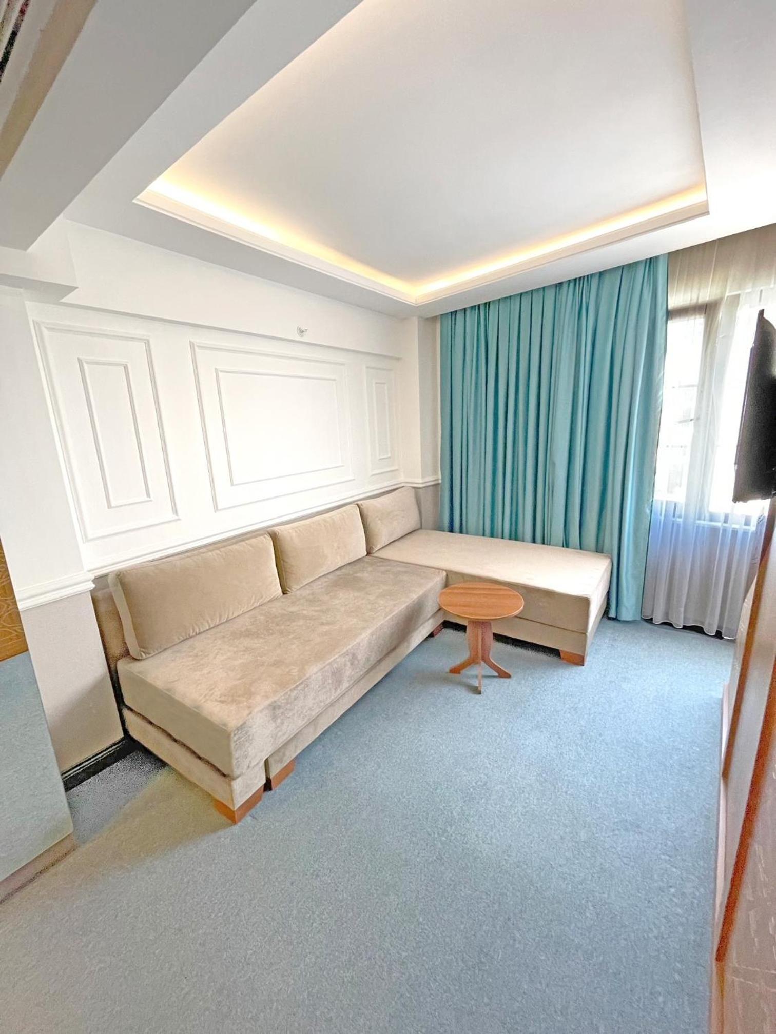Deluxe Quadruple Room photo 3