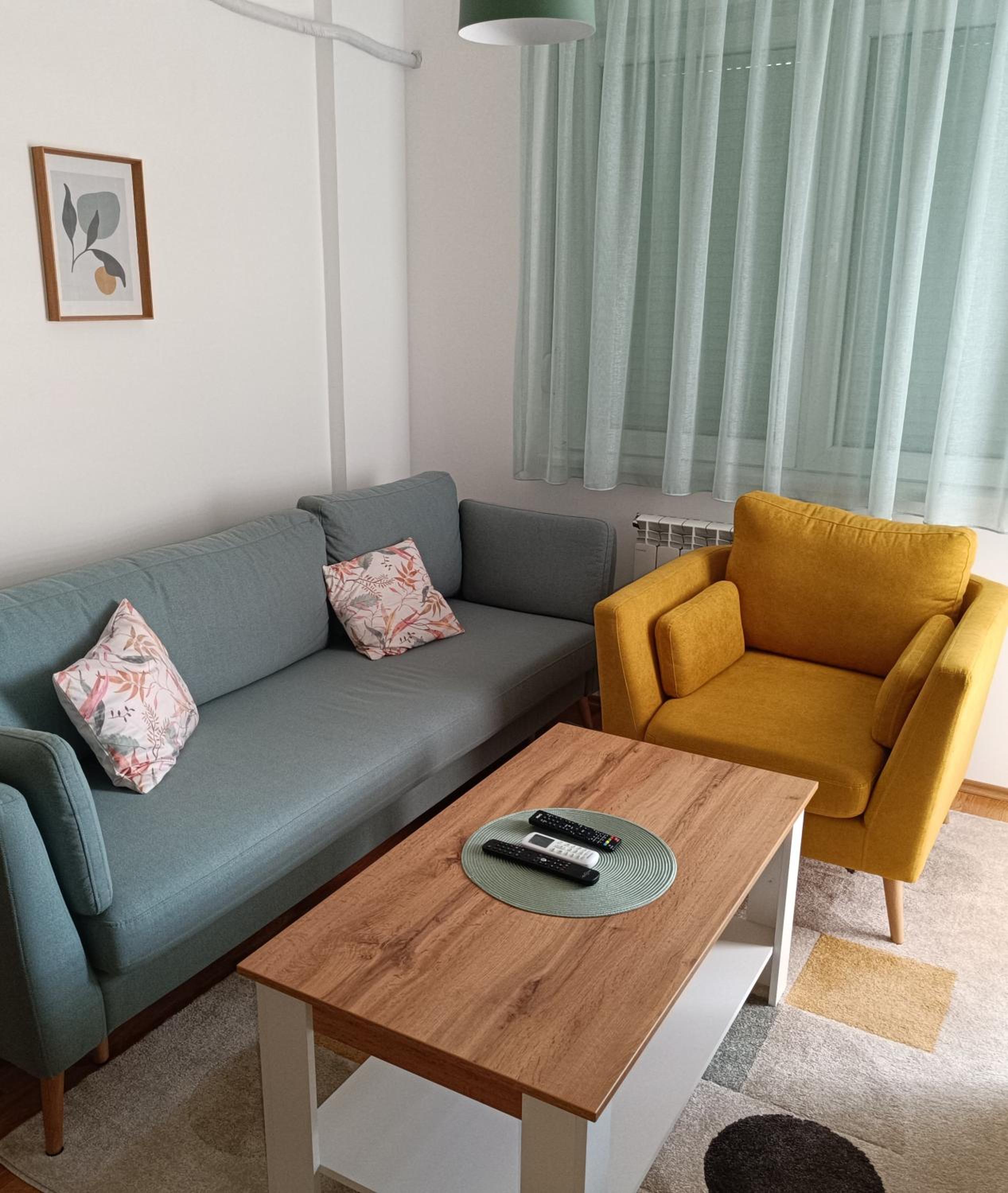 One-Bedroom Apartment