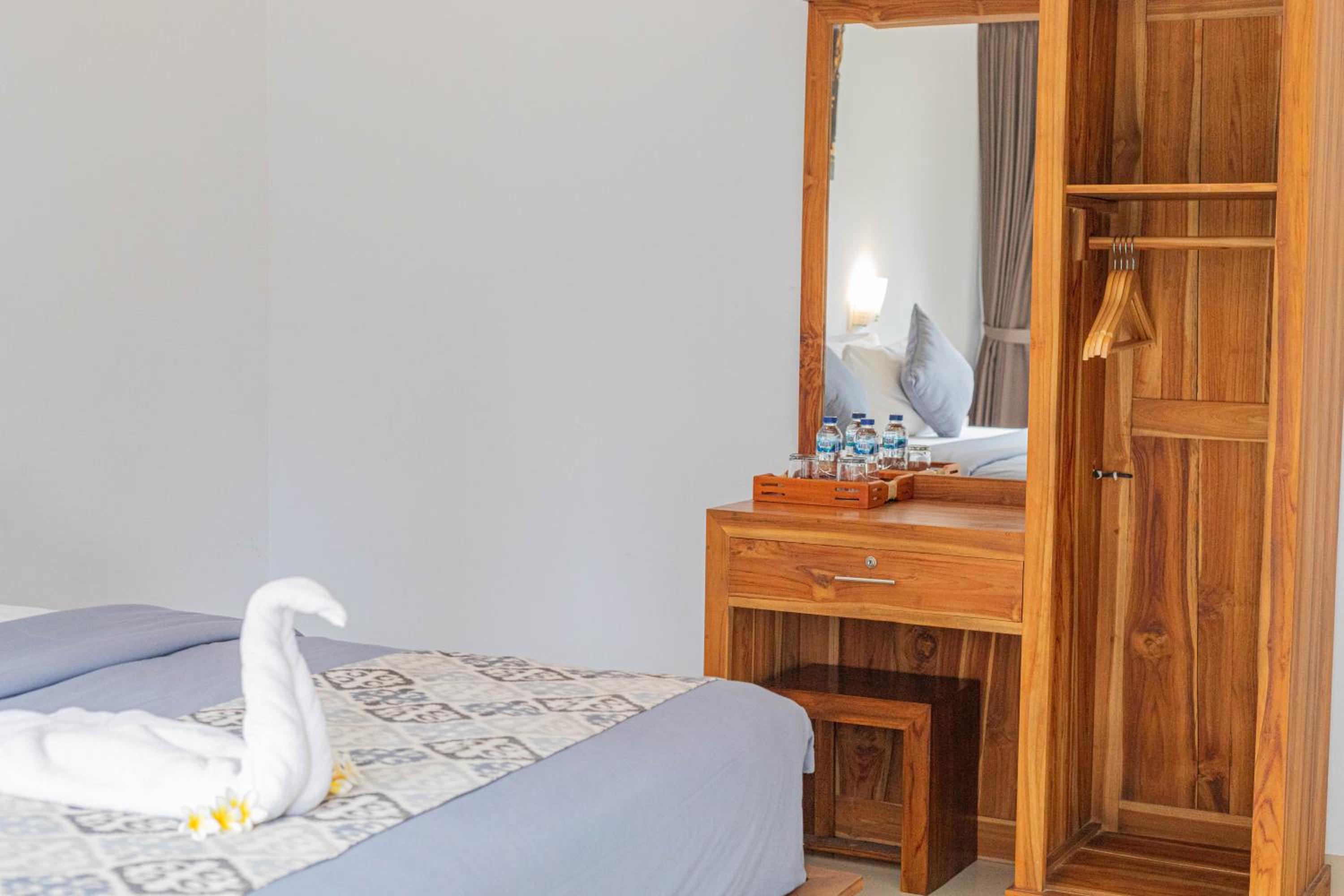 Standard Double Room - Photo 15