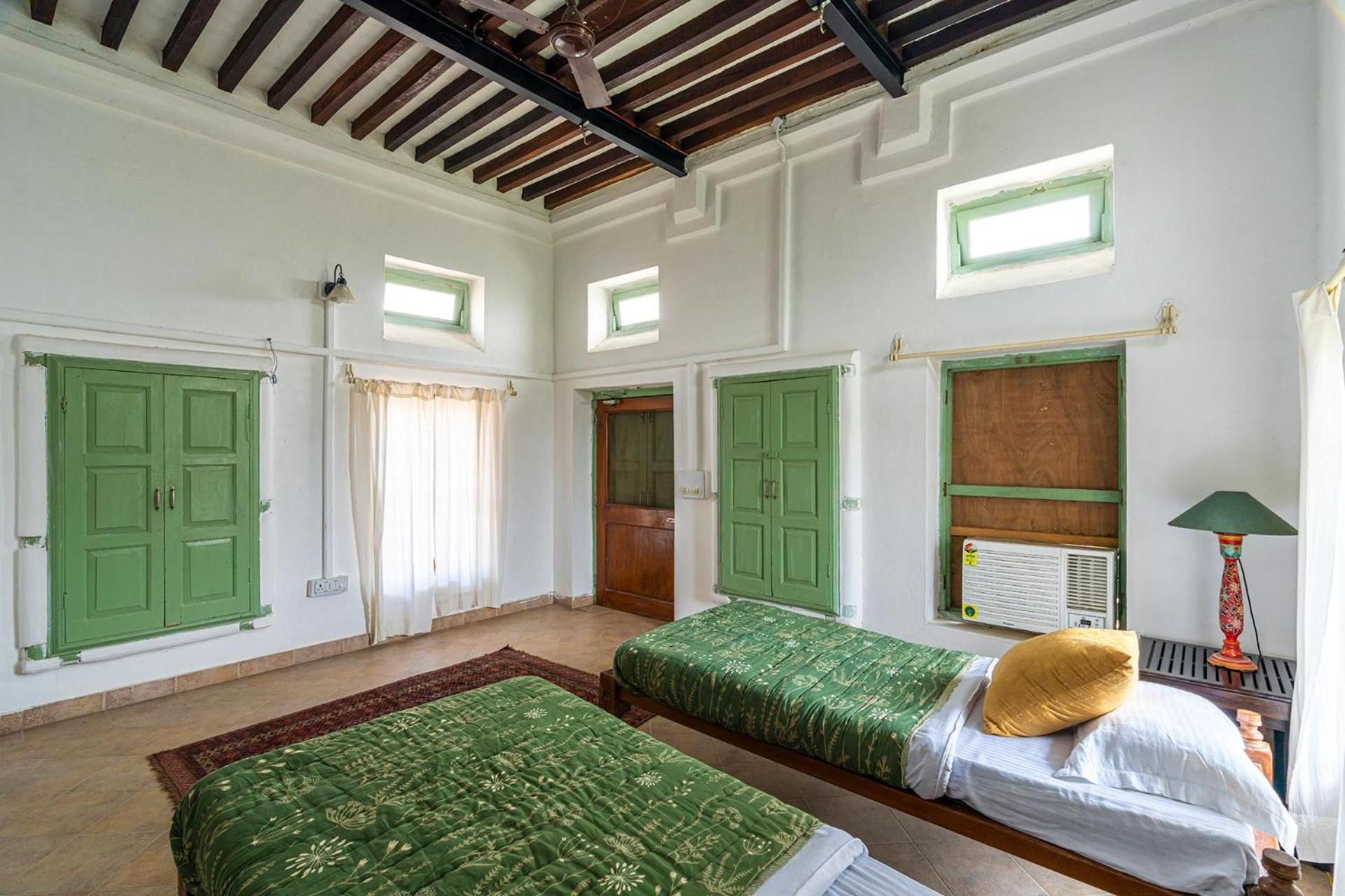Villa photo 1