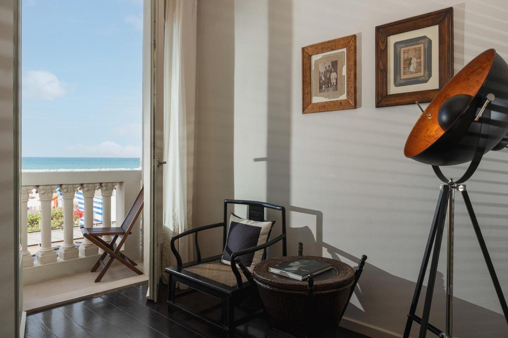 Superior Double Room with Sea View - Photo 2