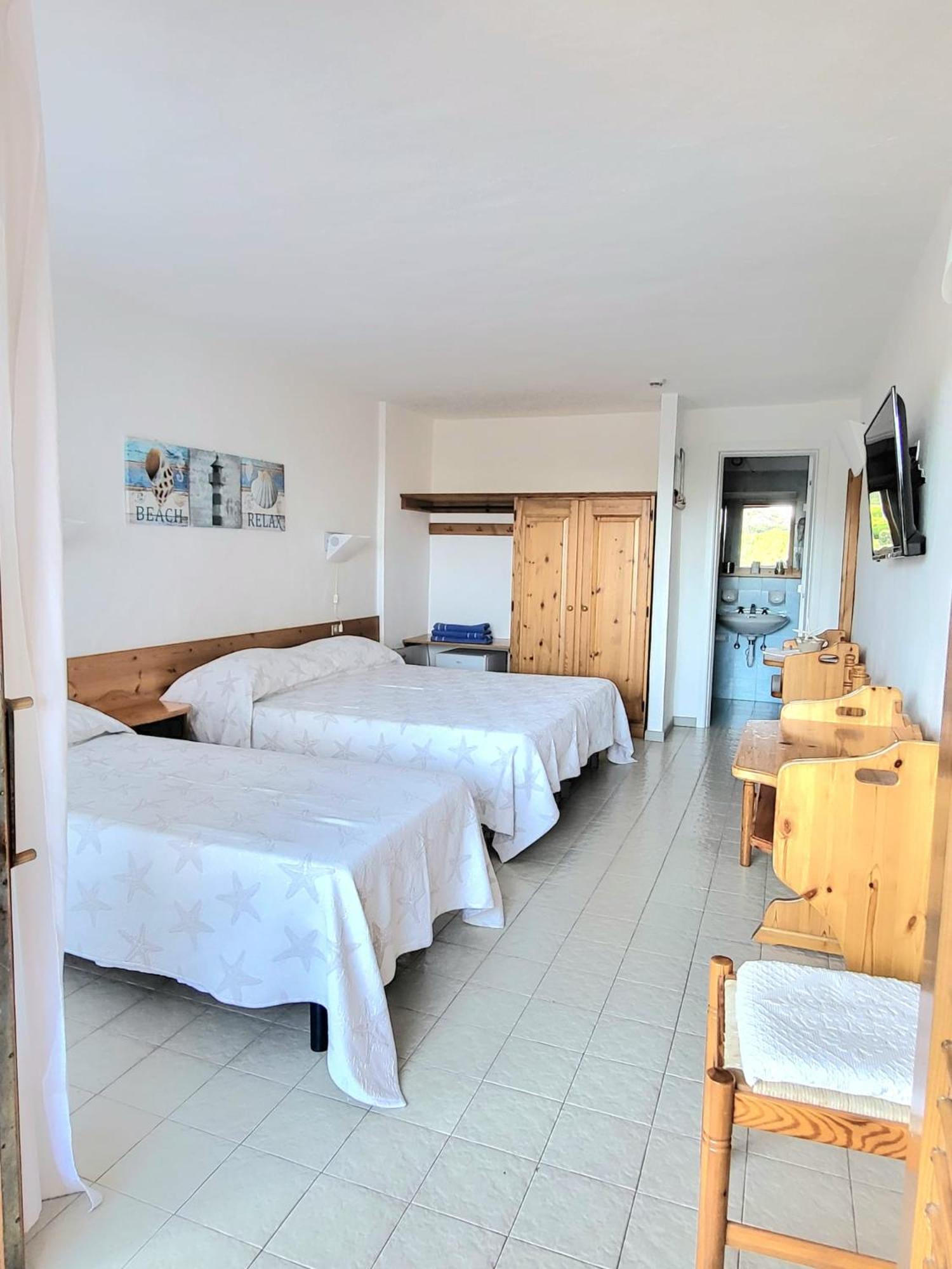 Triple Room with Sea View - Photo 1