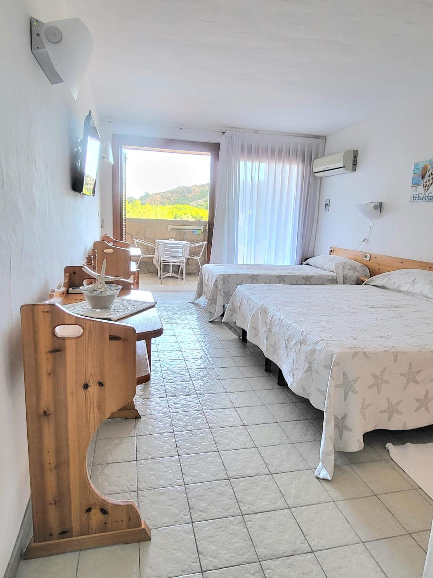 Triple Room with Sea View - Photo 14