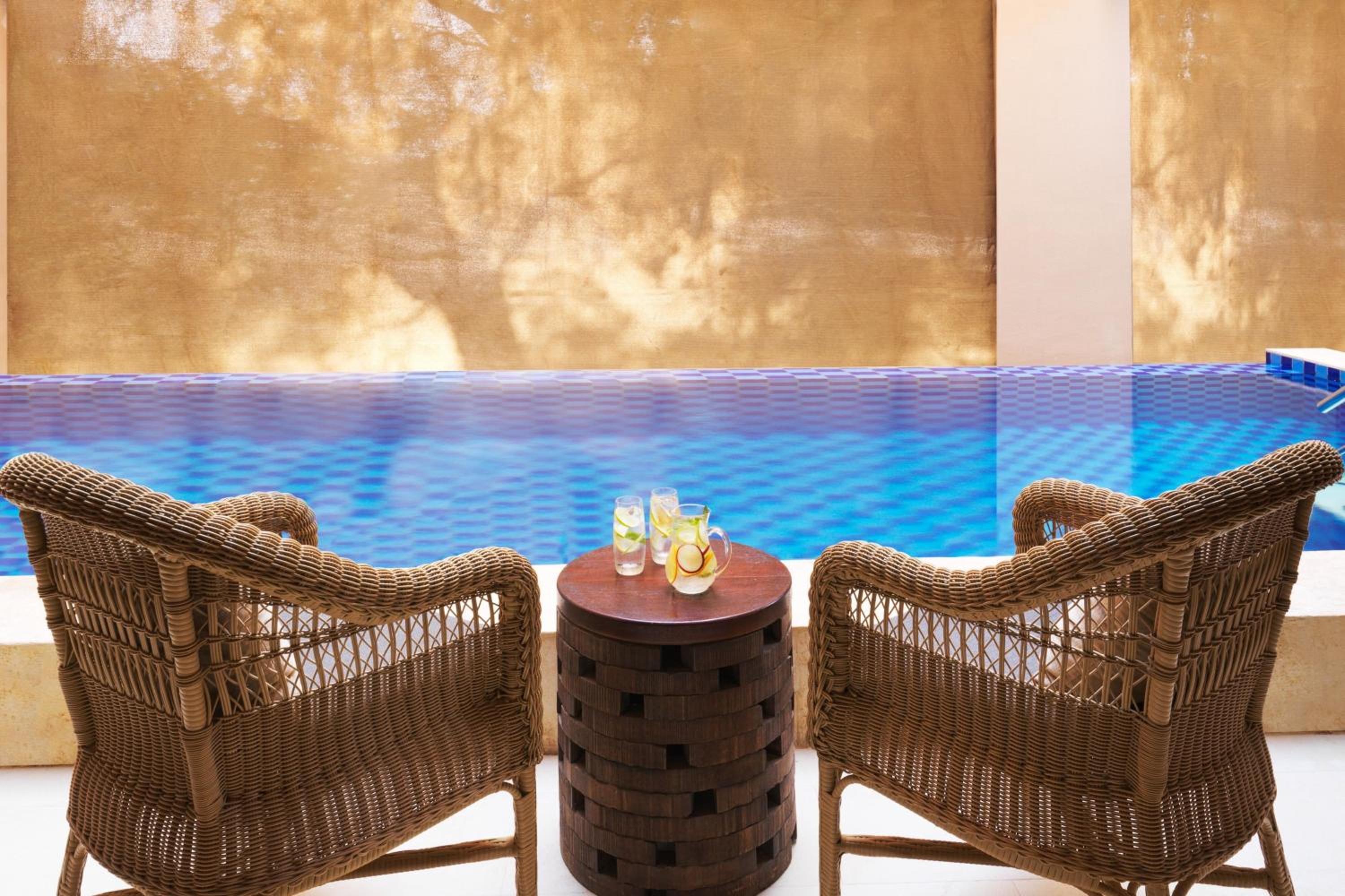 Al Rimal Enclosed Pool Villa