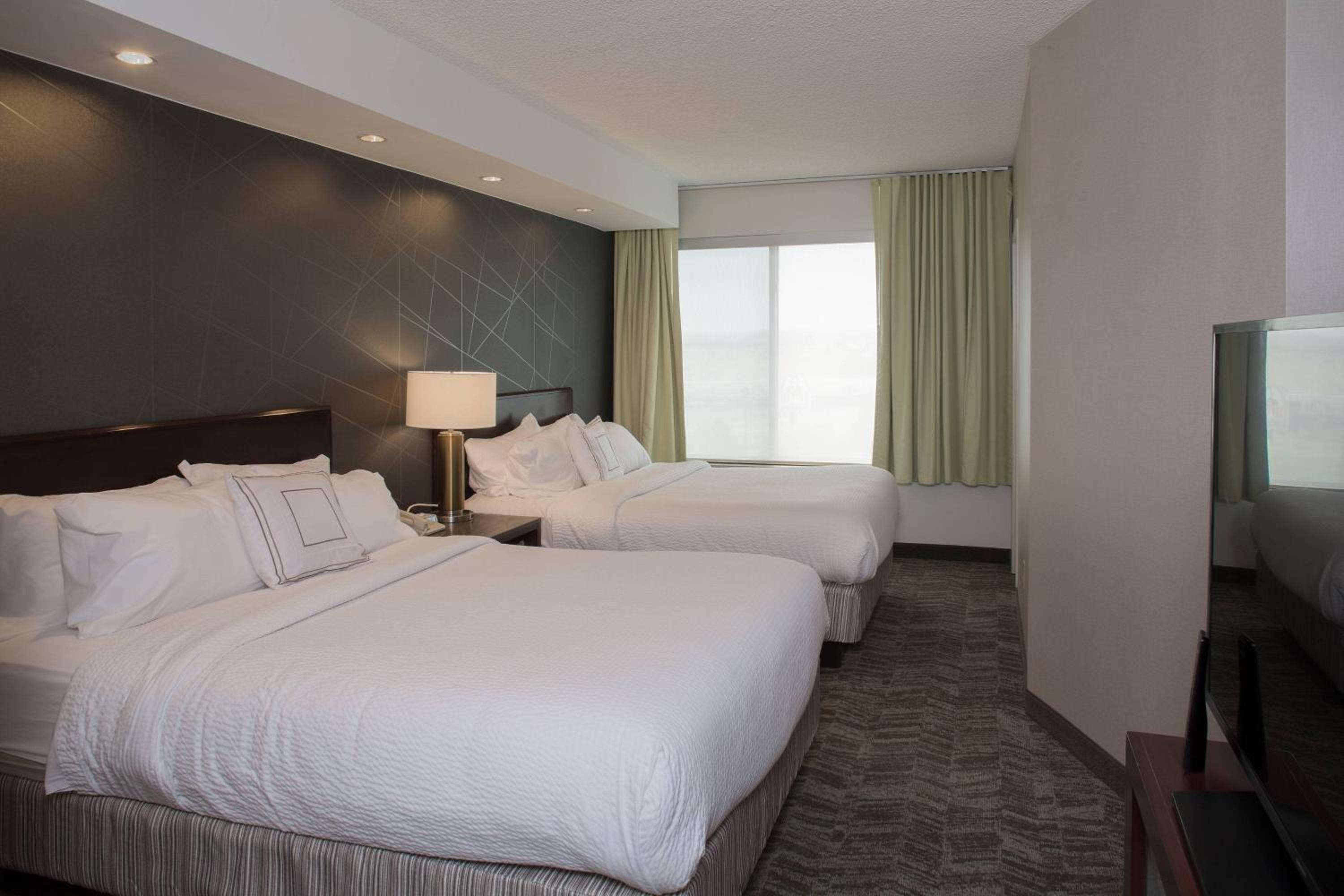 Double Suite with Two Double Beds - Photo 1