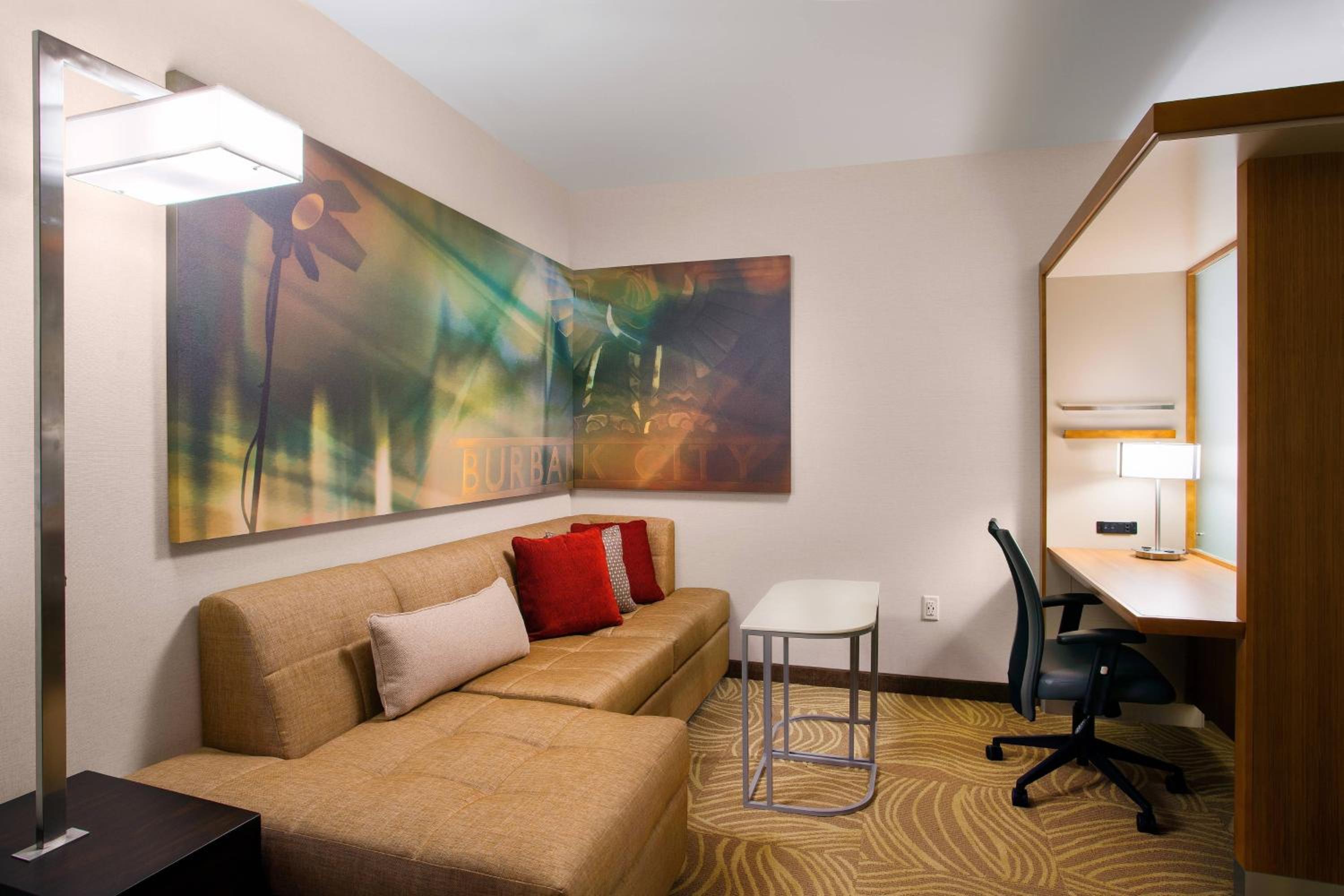 Large Studio with Two Queen Beds with Sofa Bed, Roll-In Shower and Pool View - Mobility Accessible photo 1