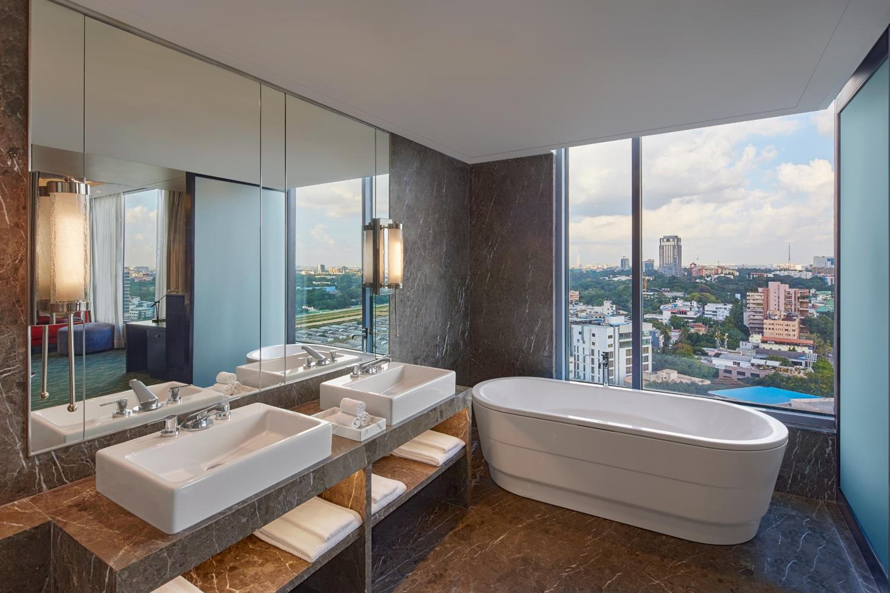 King Room - Executive Lounge Access