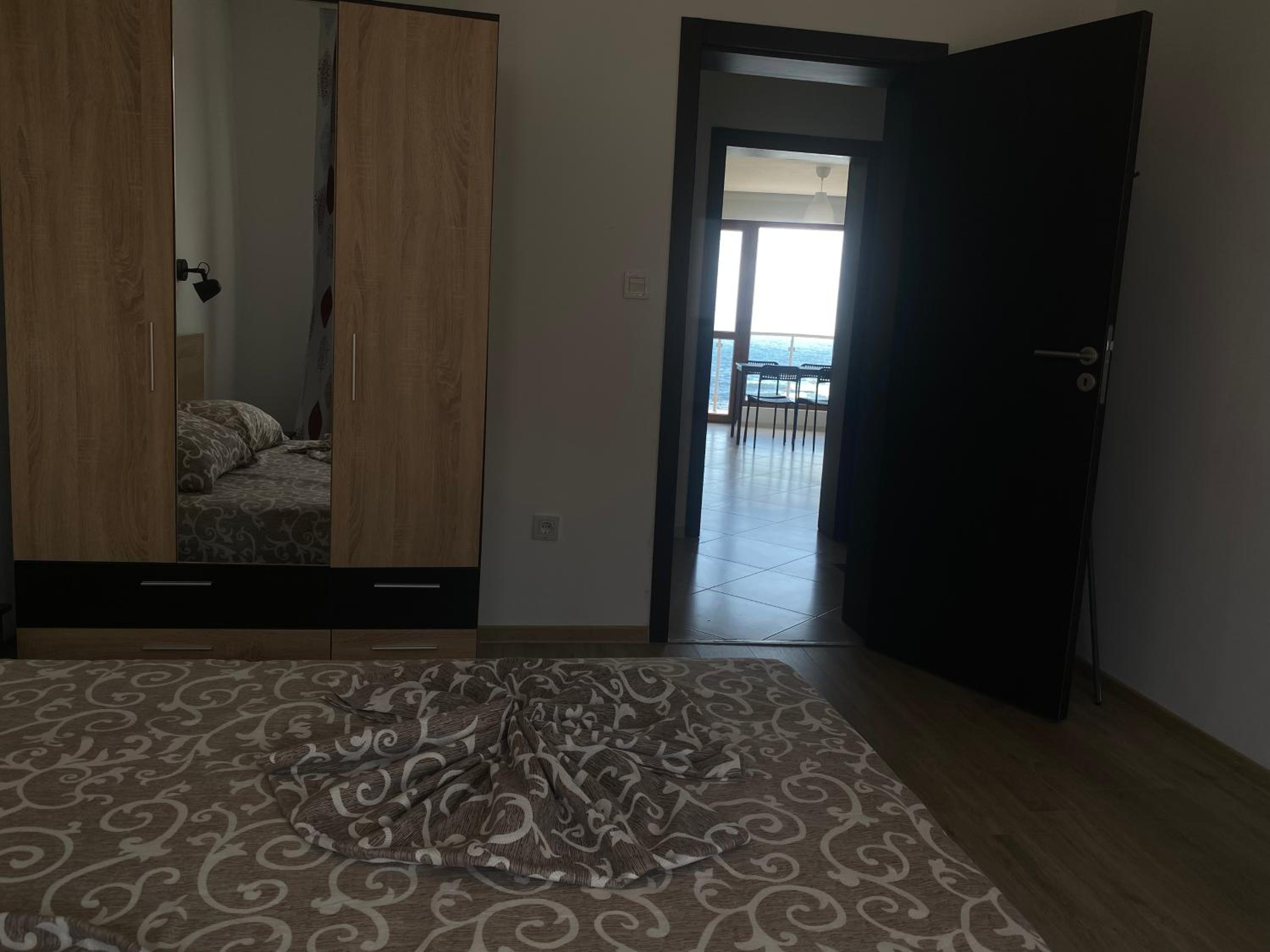 Apartment with Sea View photo 2